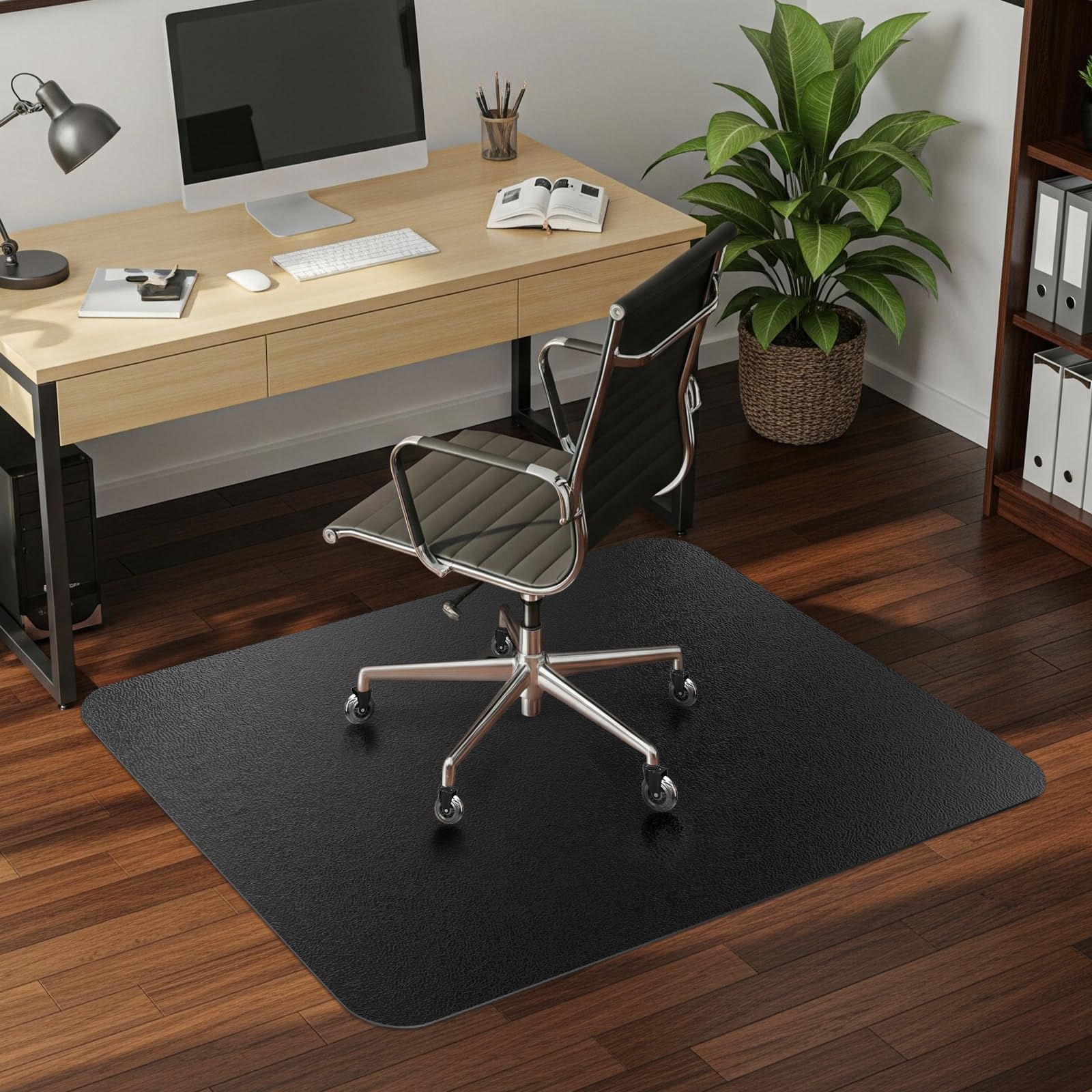 COSYLAND Mata Ochronna pod Krzesło Biurowe 120 x 150 cm – Podkładka pod Krzesło do Biurka – Wytrzymała Mata z PVC, Odporna na Zarysowania – Do Paneli, Parkietu i Twardych Podłóg – Czarna