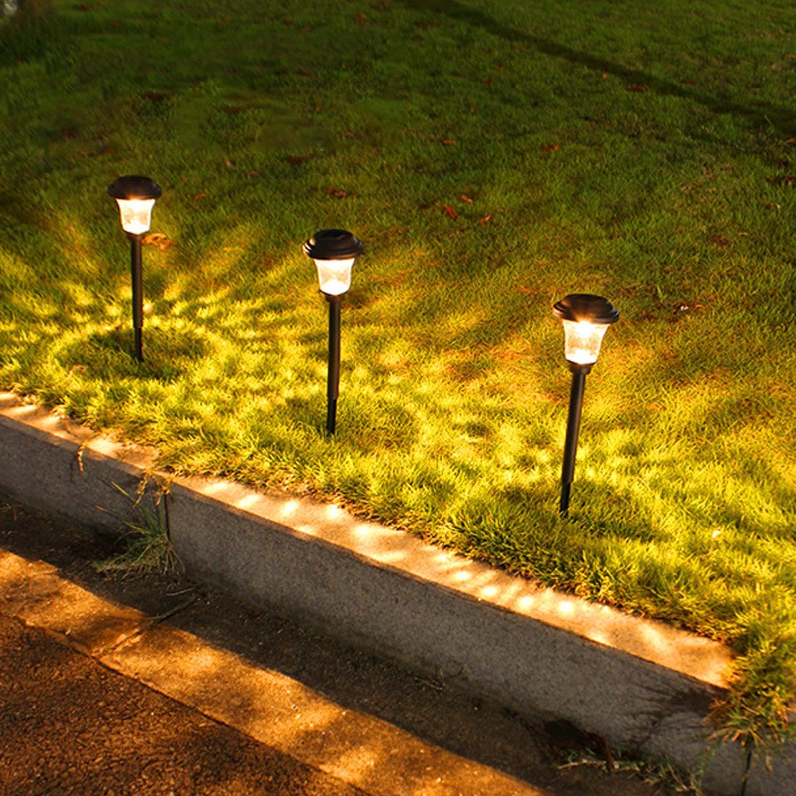 Amazon.co.jp: 防水ガーデンライト、杭付きソーラーライト | ソーラー