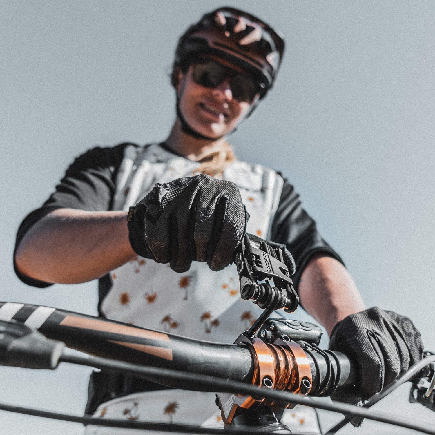 Amazon | 【日本正規品】 レザイン(LEZYNE) 自転車 携帯工具 マルチ