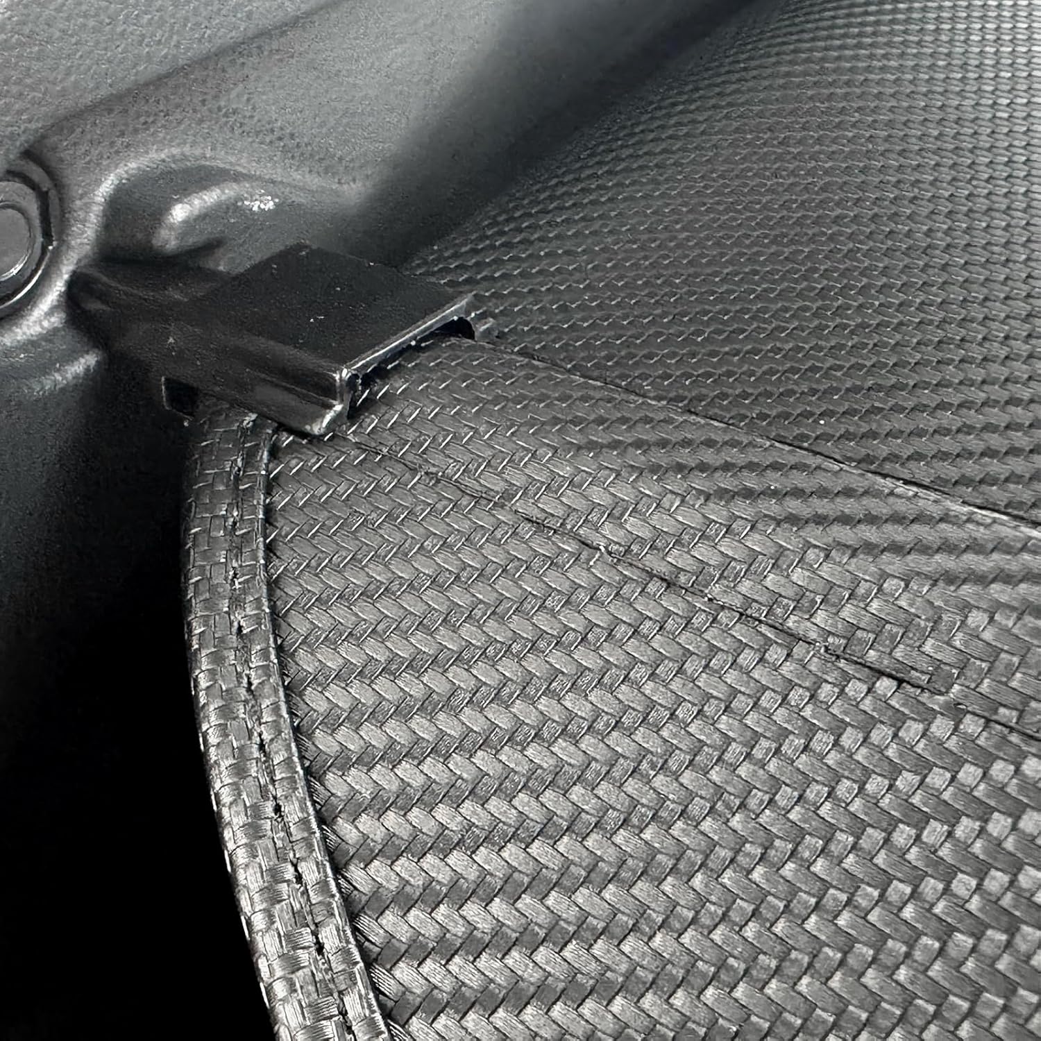 Cargo Cover for 2022 2023 2024 2025 2026 Hyundai Tucson Accessories(Carbon Fiber Look),Rear Trunk Cover for Hyundai Tucson 2022-2026 Accessories Privacy Screen Retractable Security Shade