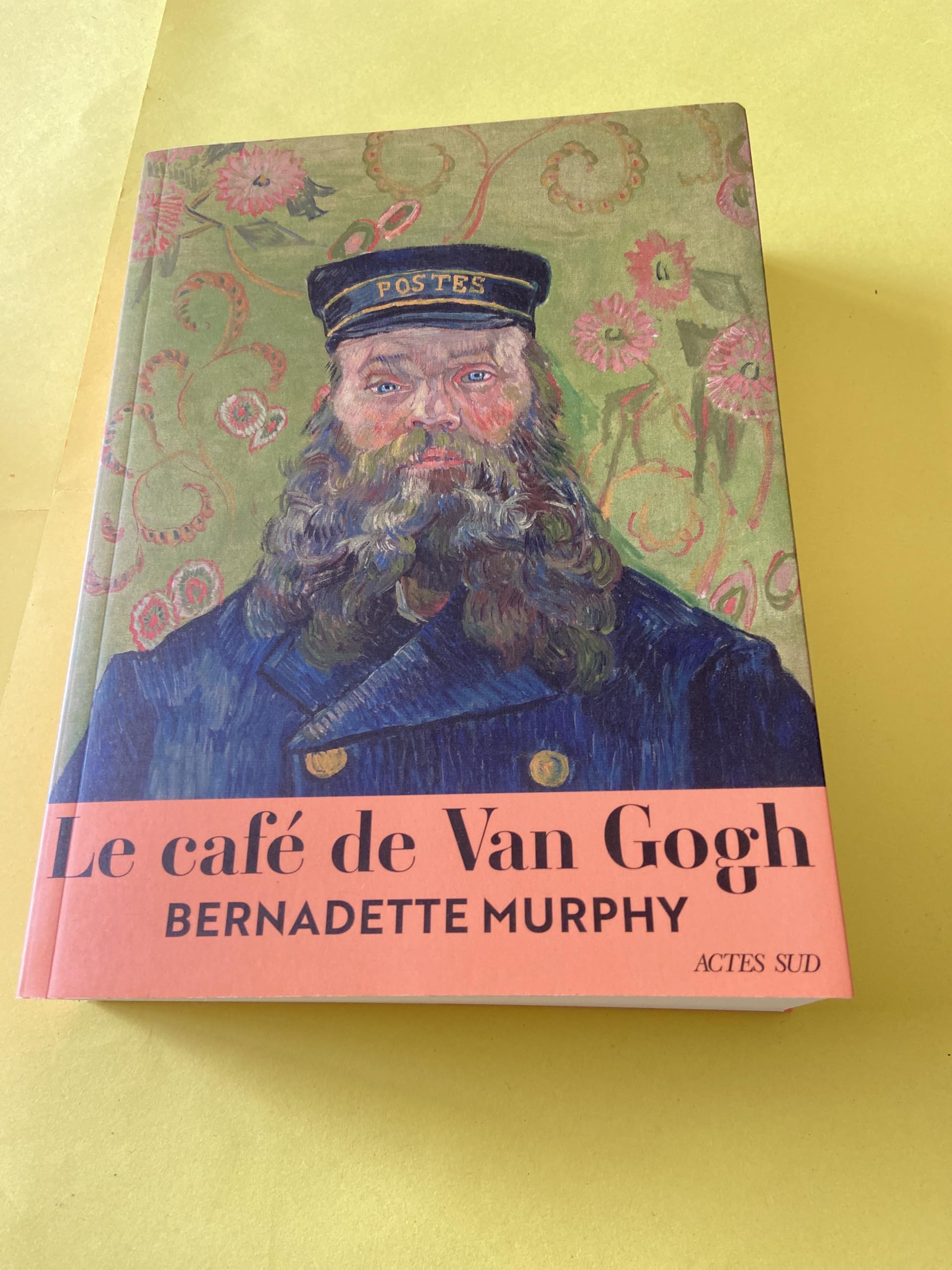 Le Café de Van Gogh: LES HISTOIRES DERRIERE LES PORTRAITS