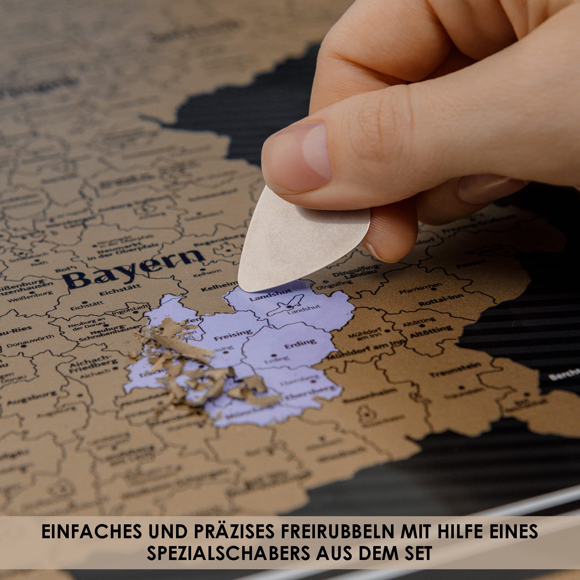 Rubbelkarte von Deutschland mit Kratzerset - Scratch off Germany Map Poster - Schwarz und Gold