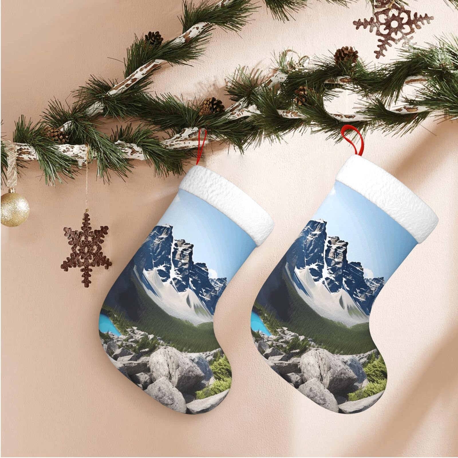 Mountains Christmas Stockings Velvet Xmas Fireplace Hanging Stocking with Plush Cuff Rustic Christmas Santa Stockings for Home Christmas Decorations Party Favor Supplies