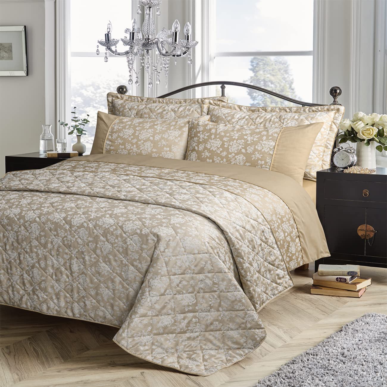 Axcent Comfort Floral Textured Luxurious Kew Jacquard Duvet Cover Set, Easy Care Soft Duvet Cover Set with Pillow Cases Quilt Bed Cover Bedding Set (Gold, Double)