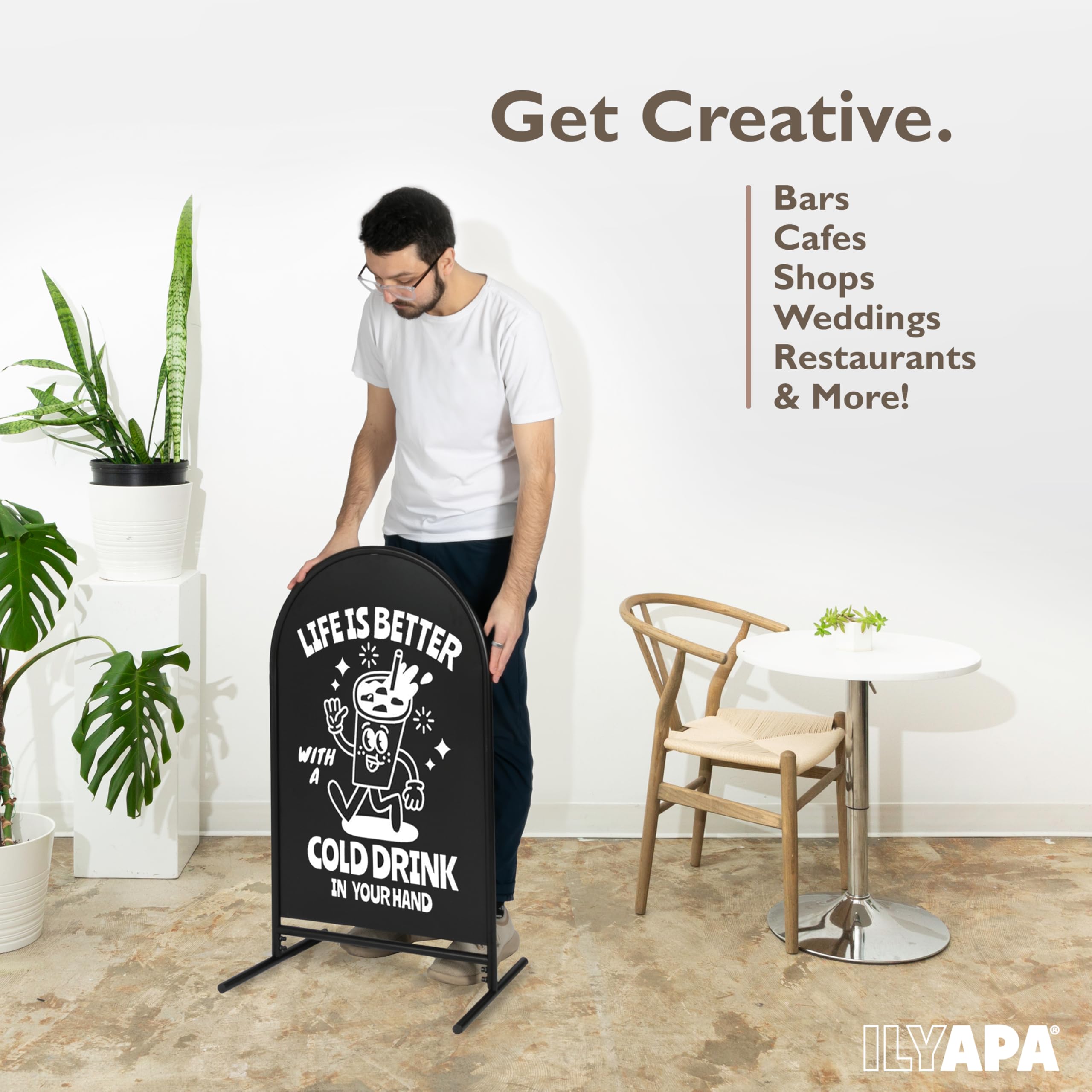 Ilyapa Letrero de pizarra de metal de doble cara oscilante – 21 x 35 pulgadas magnético para acera – Un marco de pizarra alternativa para restaurante, tableros sándwich independientes modernos vintage