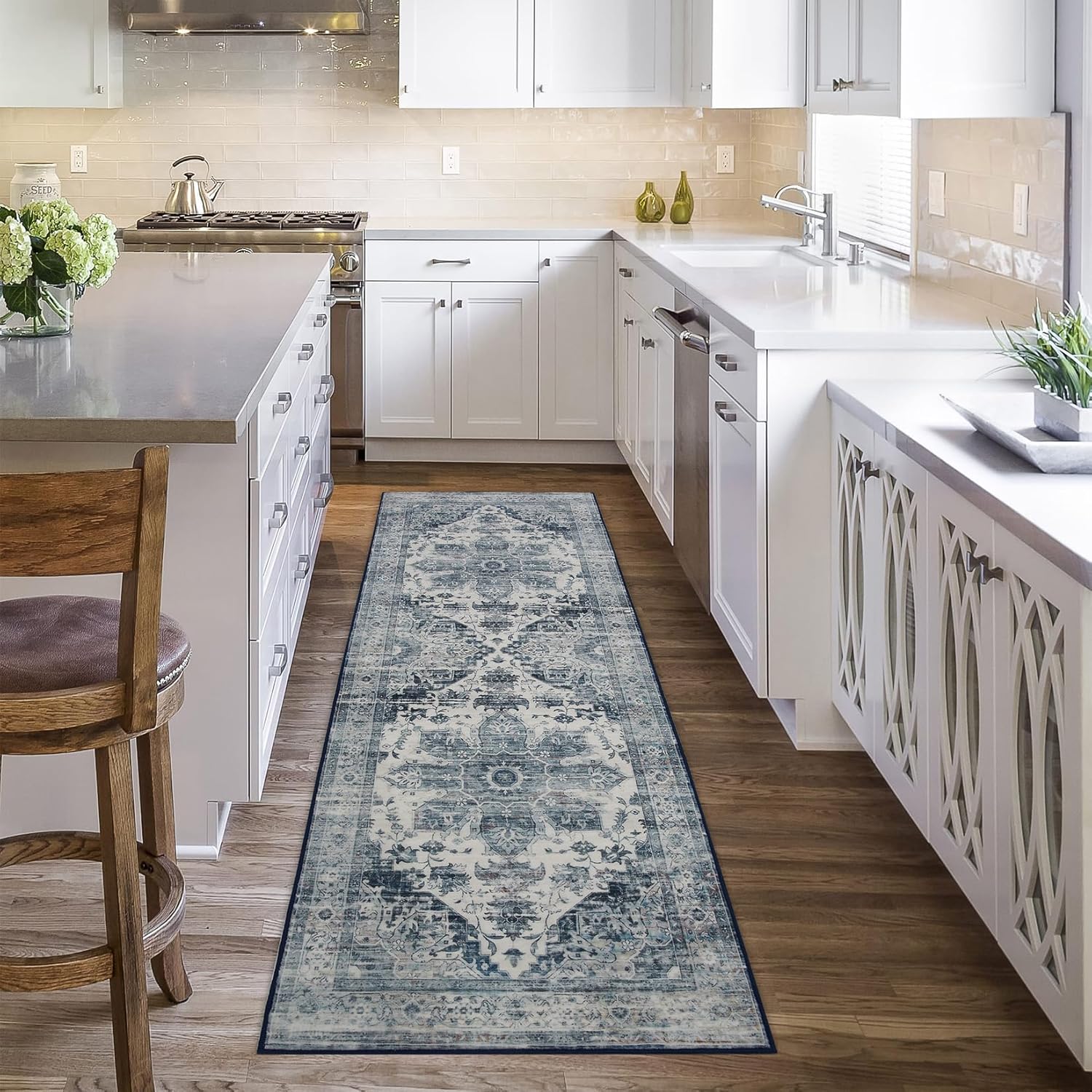 IMINROME Runner Rug 2x6 Feet Washable Vintage Medallion Hallway Runner, Non-Slip Stain Resistant Area Rug Traditional Distressed Kitchen Mat Entryway Carpet Runner for Doorway Bedside, Blue