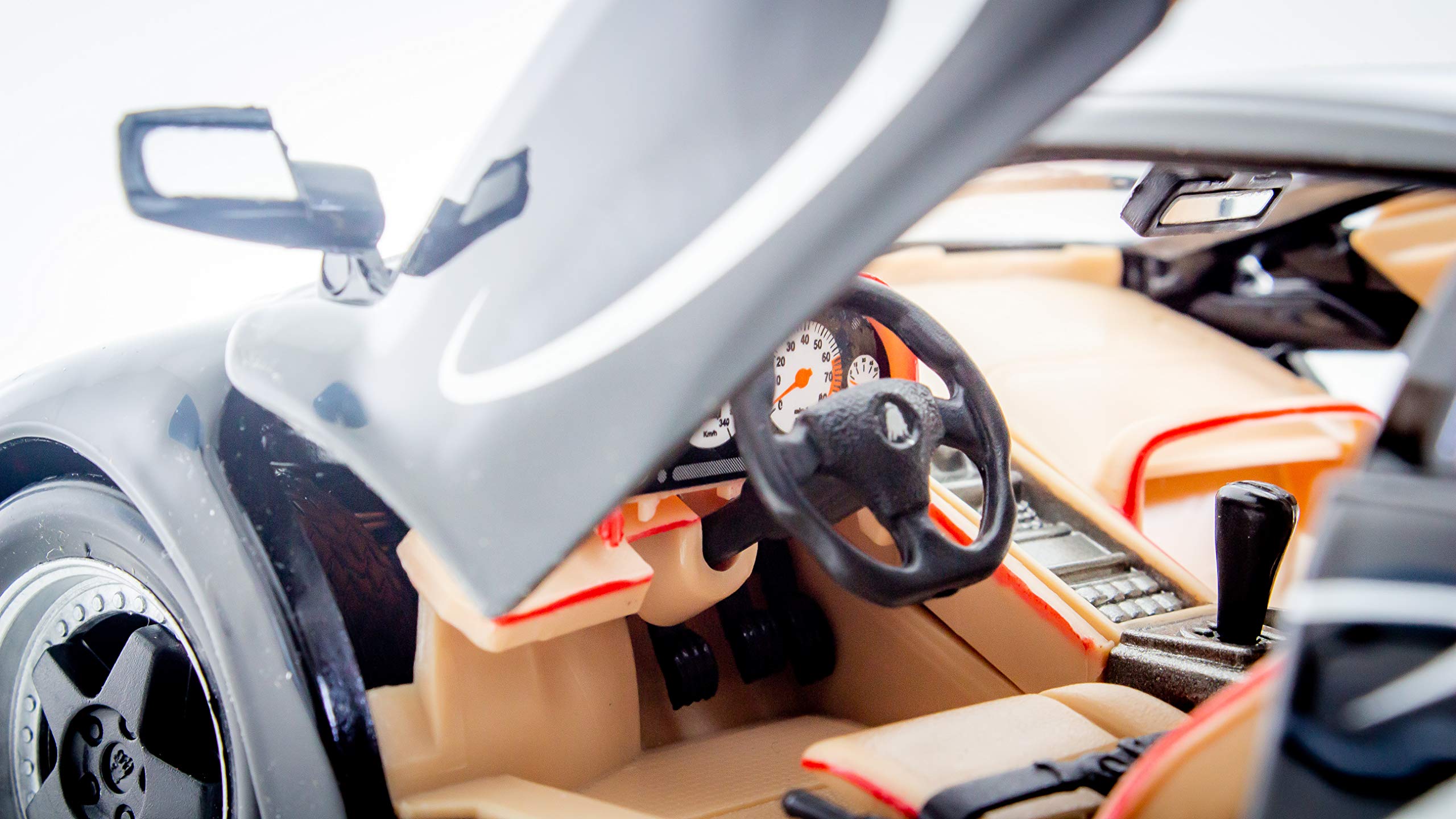 Maisto 118 Scale Diablo SV Diecast Vehicle, Black and