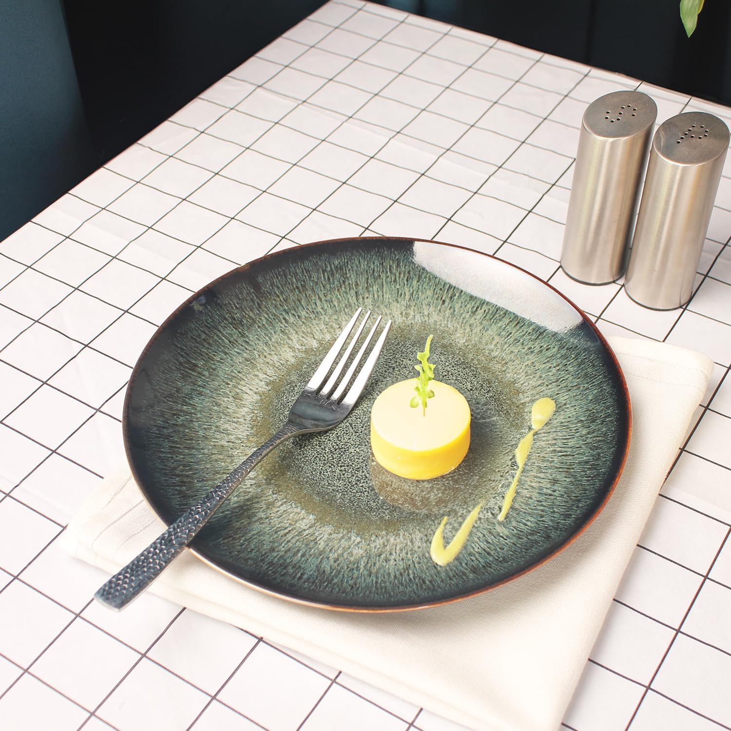 Ceramic Dinner Plates lunch plate Set of 4, for buffet, Steak, Bread, Risotto, Pasta, Salad- Microwave and Dishwasher Safe, Scratch Resistant durable, 10 IN Black - Image 8