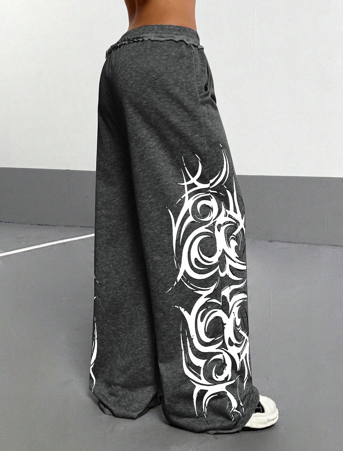 ZAFUL Womens Wide Leg Sweatpants Y2K Gothic Graffiti High Waisted Lounge Pants Athletic Joggers Pants with Pockets - Image 2