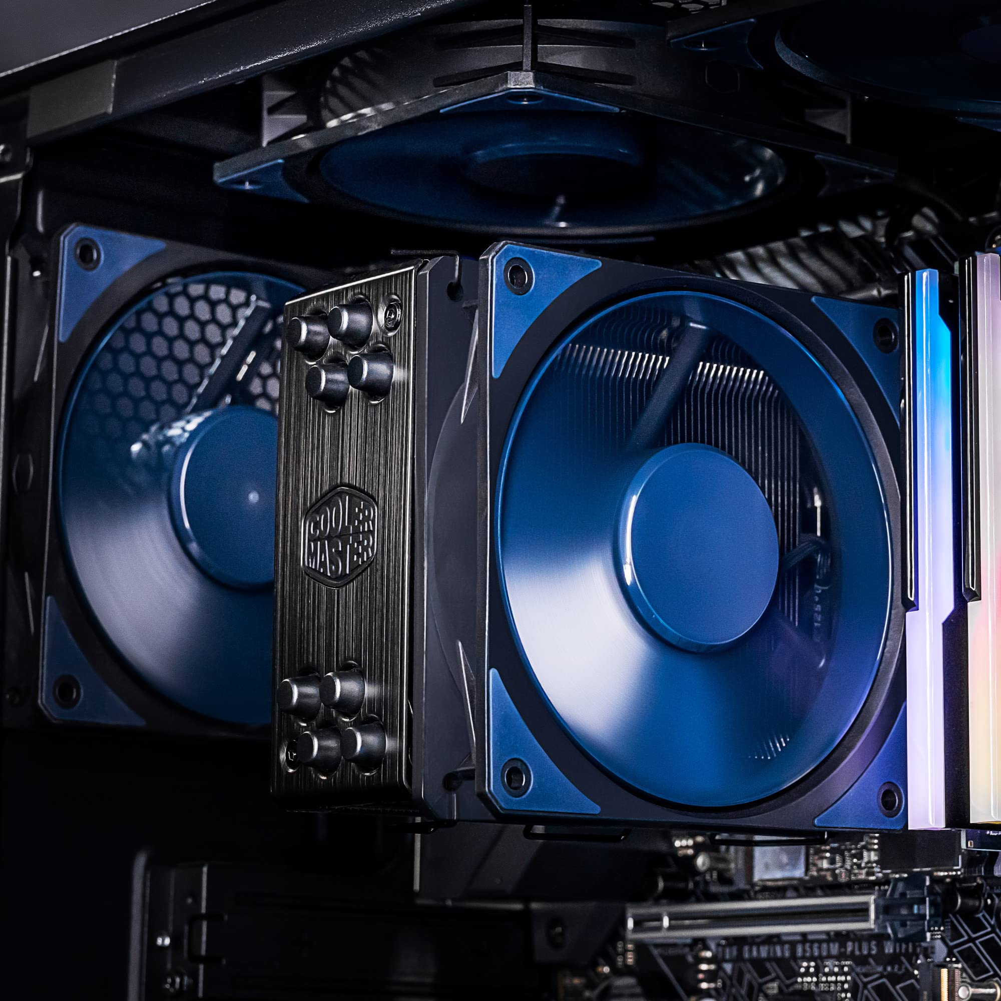 Cooler Master Mobius 120 Ventilador de Caja - Ring Blade Design (PWM), Rodamiento Dinámico de Bucle Ultraduradero (Máx. 63,1CFM, 2,69 mmH2O, 22,6 dBA), Marco Biselado Enfocado al Flujo de Aire - Negro