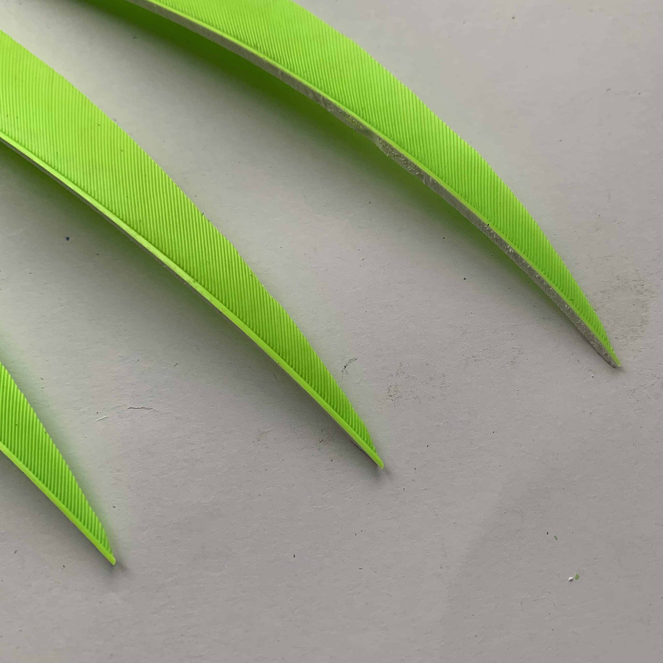 ONTFIHS Lot de 100 plumes de tir à l'arc de 12,7 cm RW LW Aile droite gauche (aile droite, vert fluo