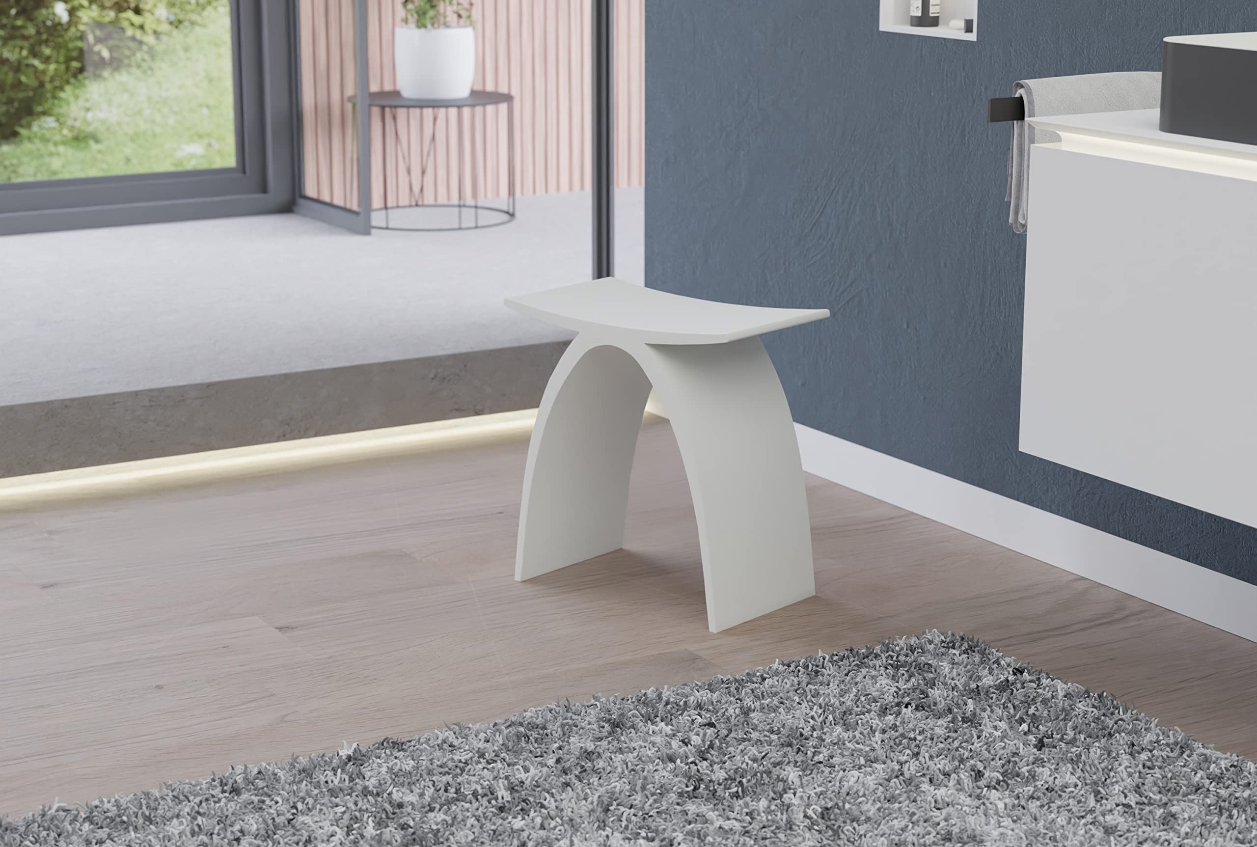 Bernstein Badhocker PB4001 aus Mineralguss in Weiß matt 43 x 43 x 23,5 cm wasserfest rutschfest und geruchsneutral vielseitig als Sitzhocker oder Ablagefläche für Badezimmer und Dusche