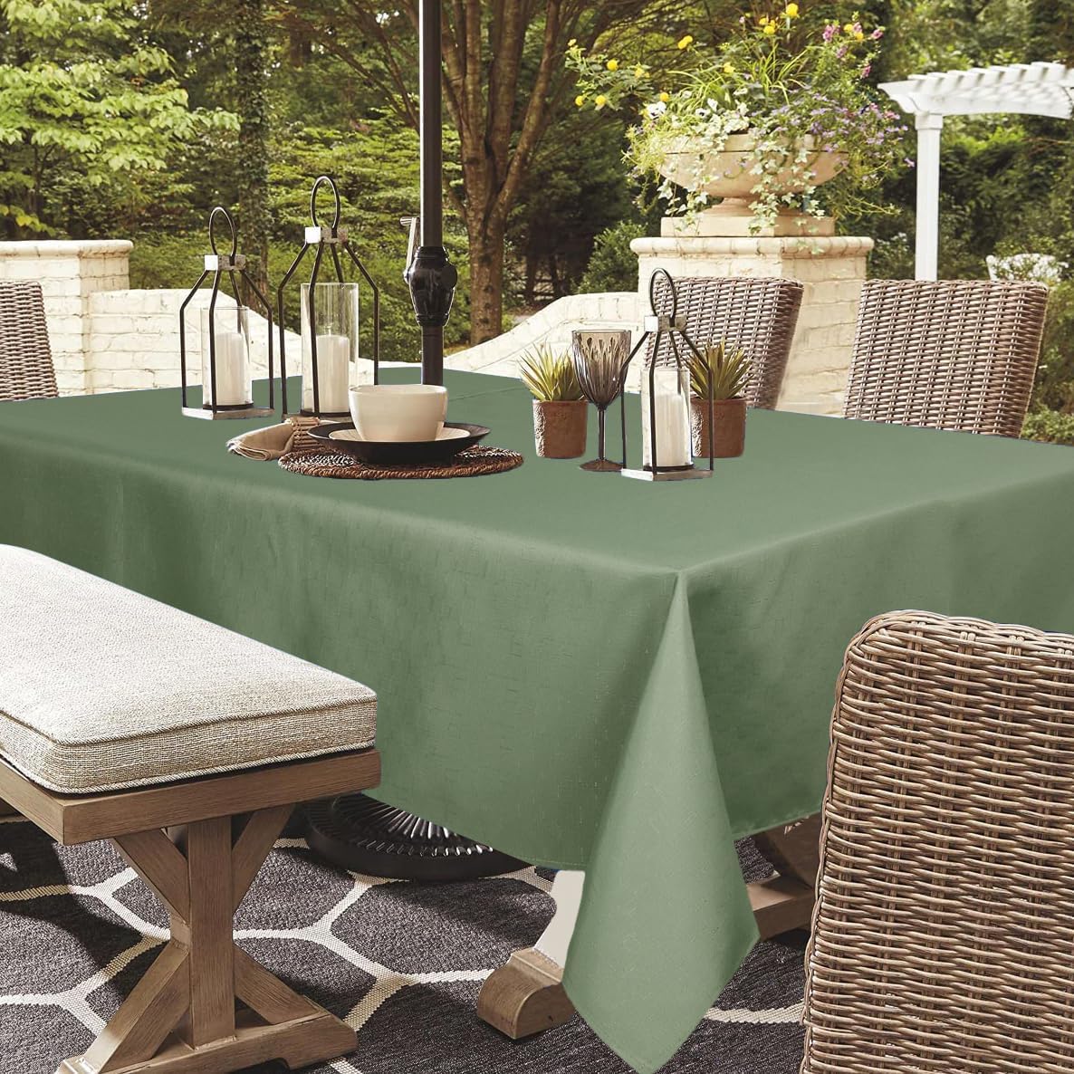 Mantel para exteriores, sin arrugas, resistente a las manchas, tela de poliéster impermeable, con cremallera y agujero para sombrilla para picnic, fiesta, cena, patio, jardín (60 x 84