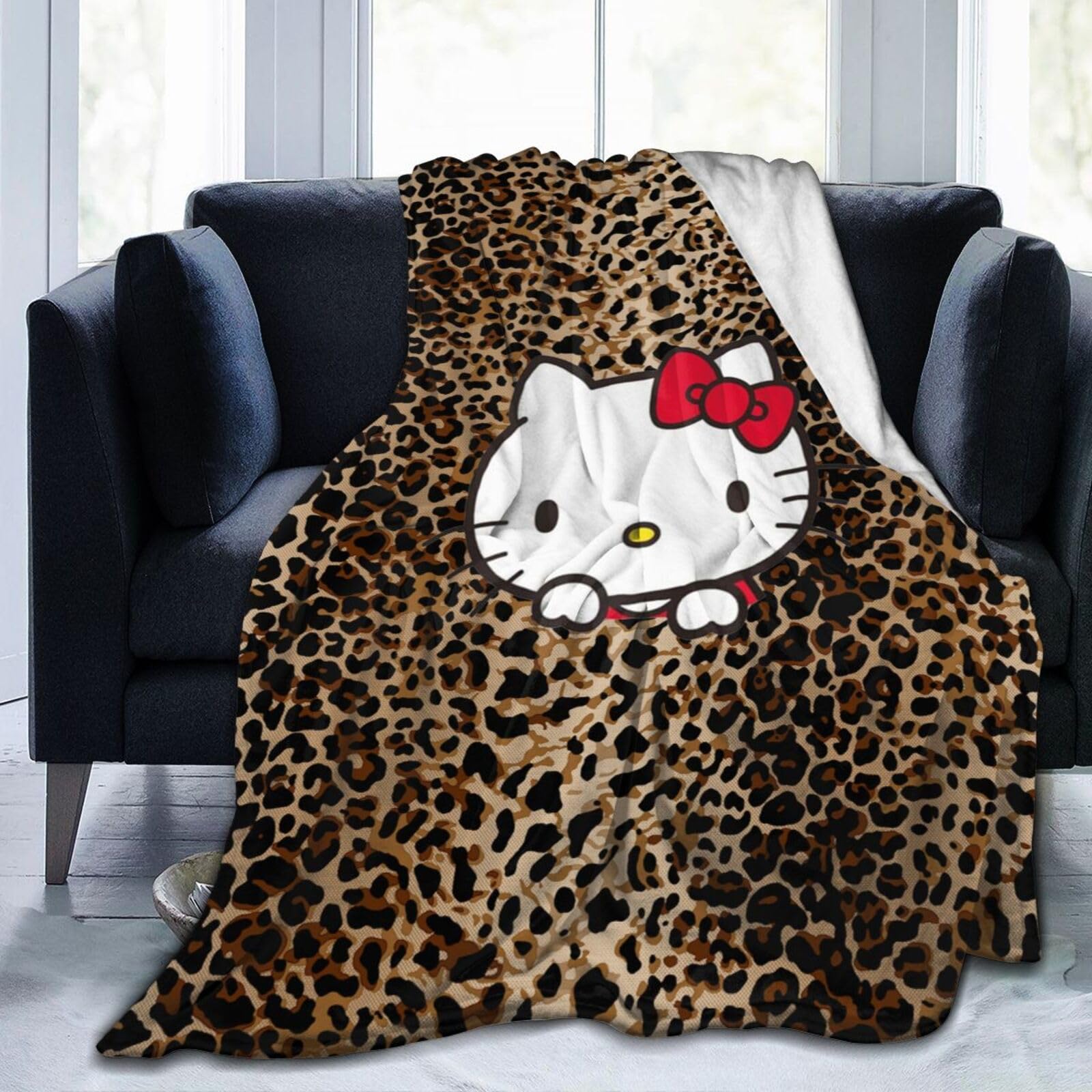 Amazon｜毛布 ハローキティ ヒョウ柄 (3) アニメ ひざ掛け 軽量 薄手