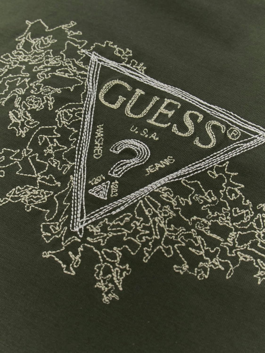 GUESS Men's Eco Short Sleeve Embroidery Triangle Tee - Image 3