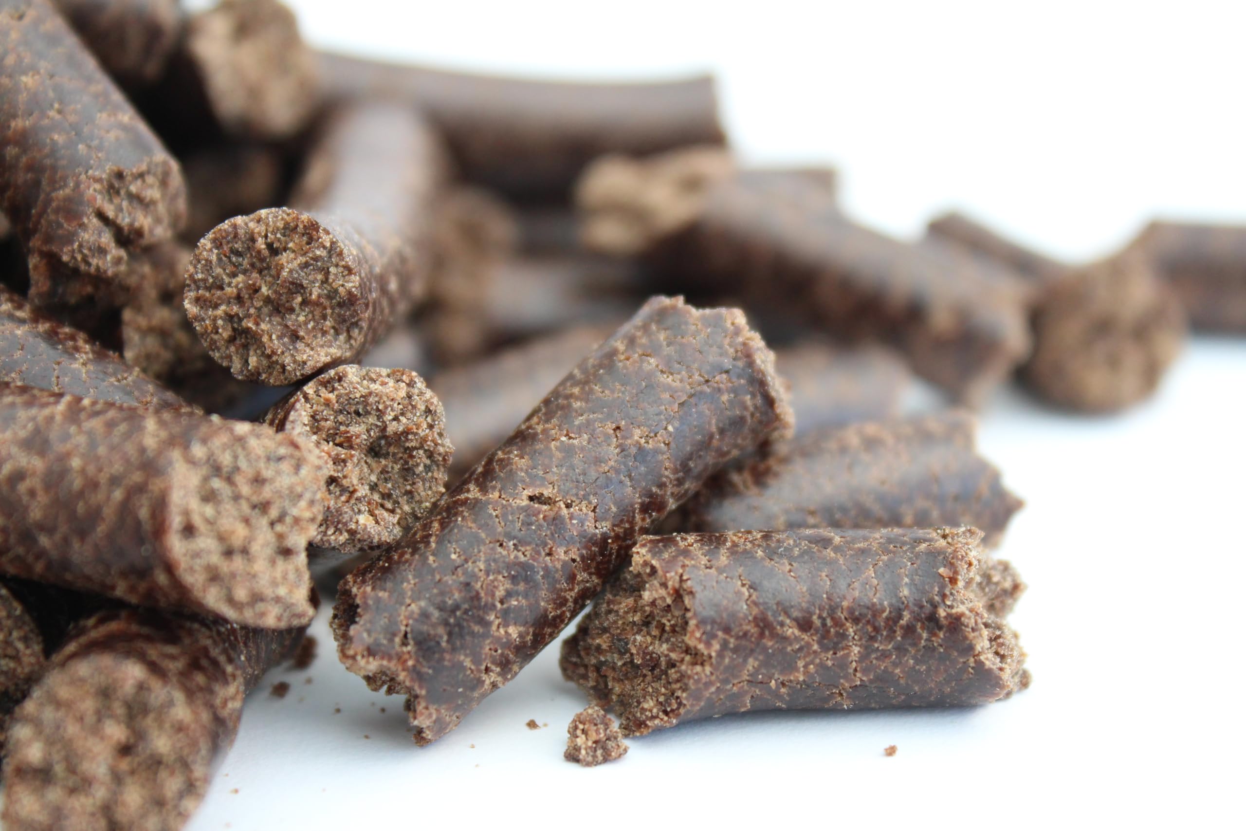 Leinkraft Bio Leinkuchen Fest 25kg Pferde Leckerli Pellets Sticks von Leinkraft | 100% Deutscher Bio-Leinsaat - schonend kaltgepresst