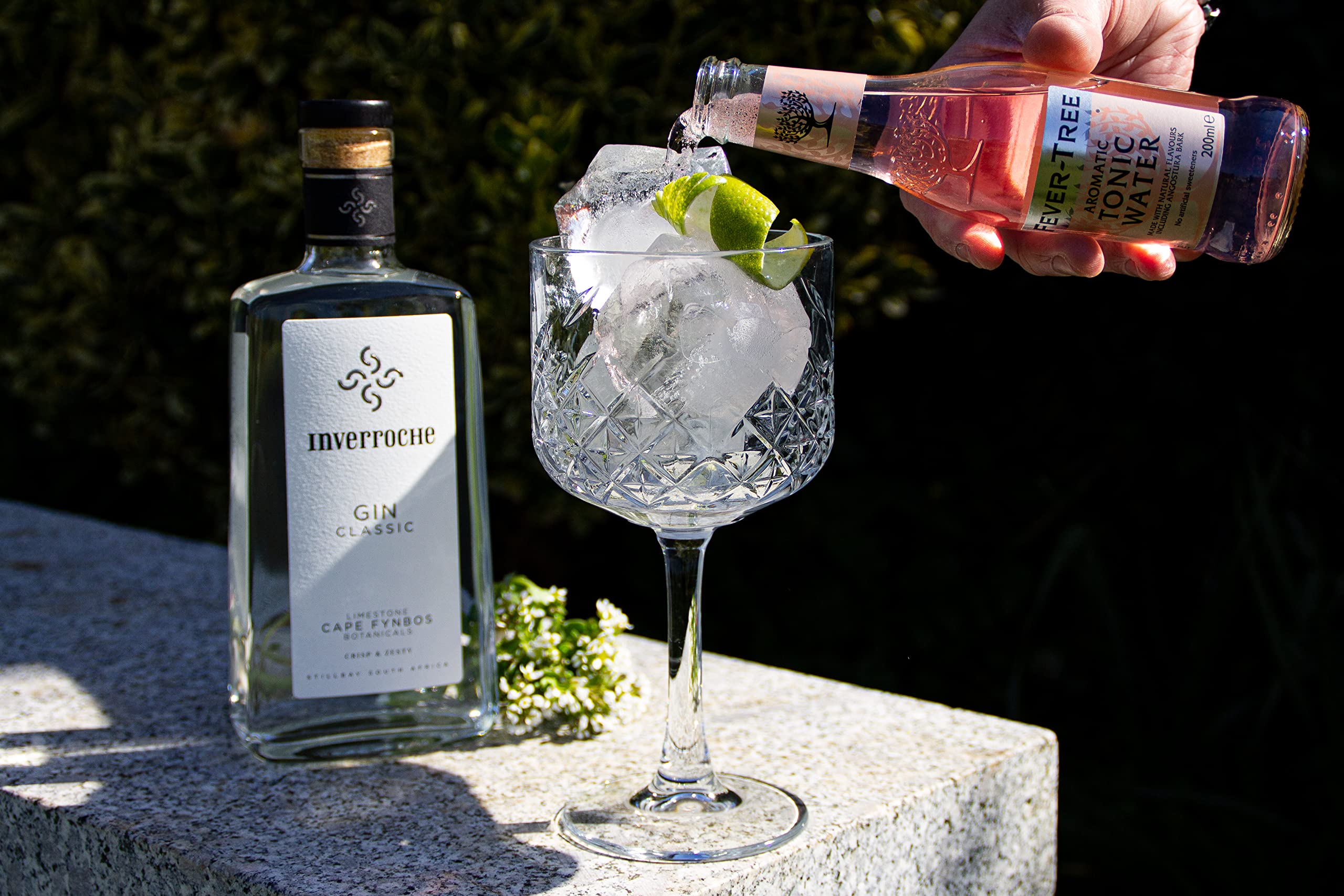 Inverroche Classic Gin, Botanica Fynbos del Capo Occidentale con Citrus Buchu, vol 43%, 70 CL