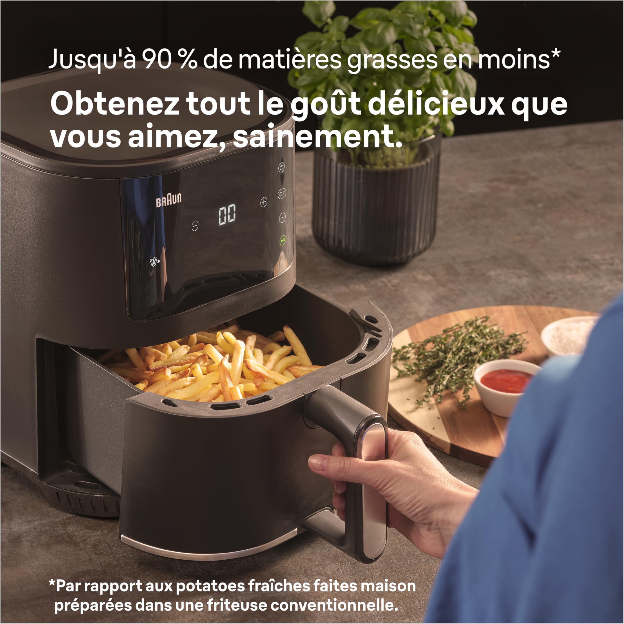 Braun MultiFry 3 HF3030IBK, Friteuse à Air avec Capacité de 4.3L, Contrôle de Température Numérique de 80-200°, Technologie RealAir, 8 Programmes Préréglés, Contrôle Tactile, 1500W, Noir Mat
