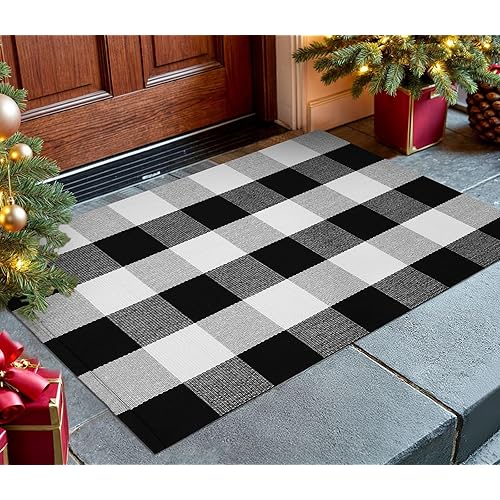 KOZYFLY Buffalo Plaid Area Rugs 2x3 Ft Black and White Checkered Rug Washable Front Door Mat Hand Woven Cotton Outdoor Rug Small Rug for Front Porch Kitchen Entryway Patio Bathroom