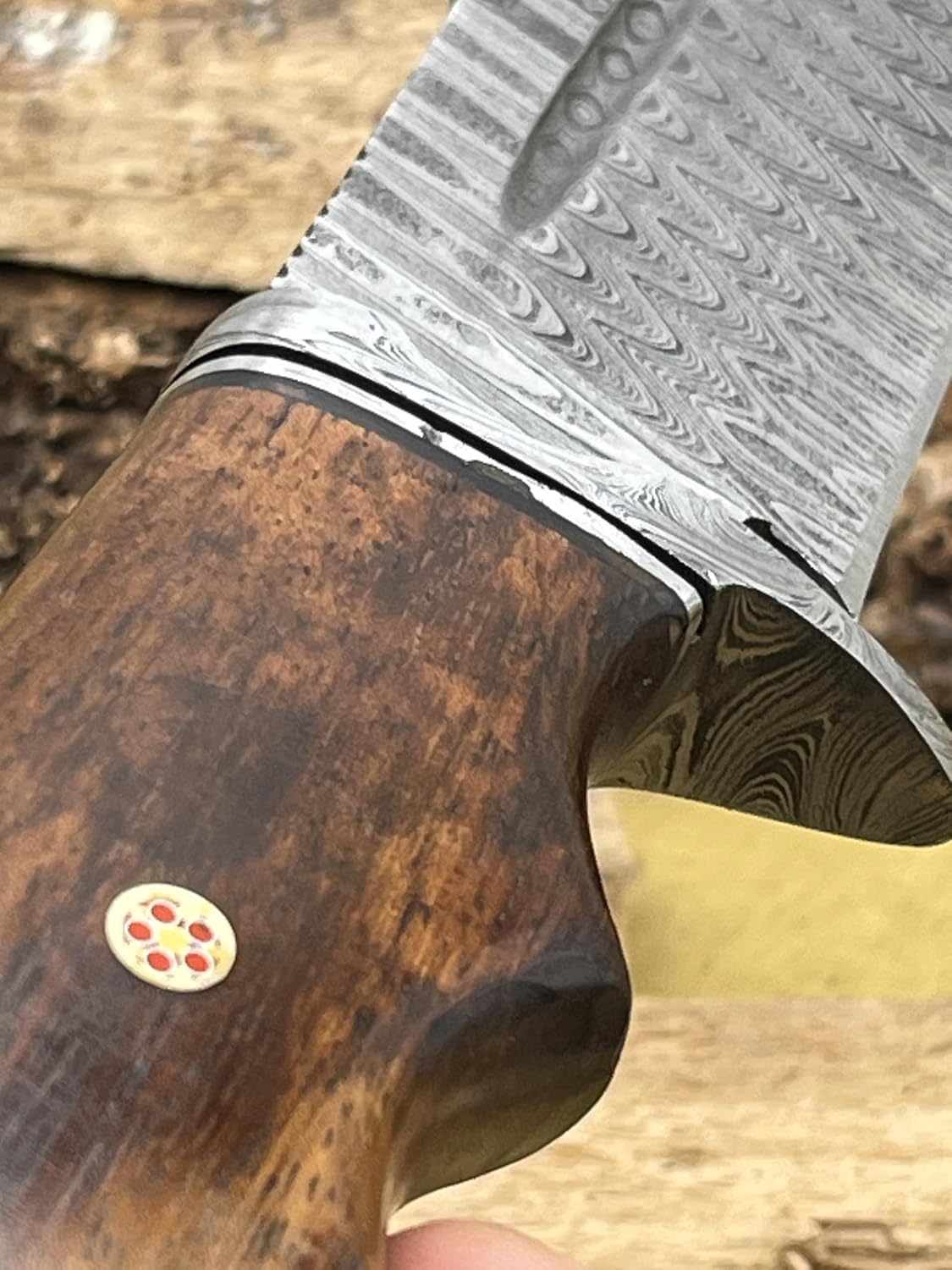 Damascus Knife 200+ Layer Hand-Forged Damascus Steel Fixed Blade with Walnut Wood Handle,5.5" Blade and 5.5" Handle Premium Bowie-Style Hunting & Outdoor Knife, Easy to Resharpen Gift for Men, Christmas Gifts & Collectors