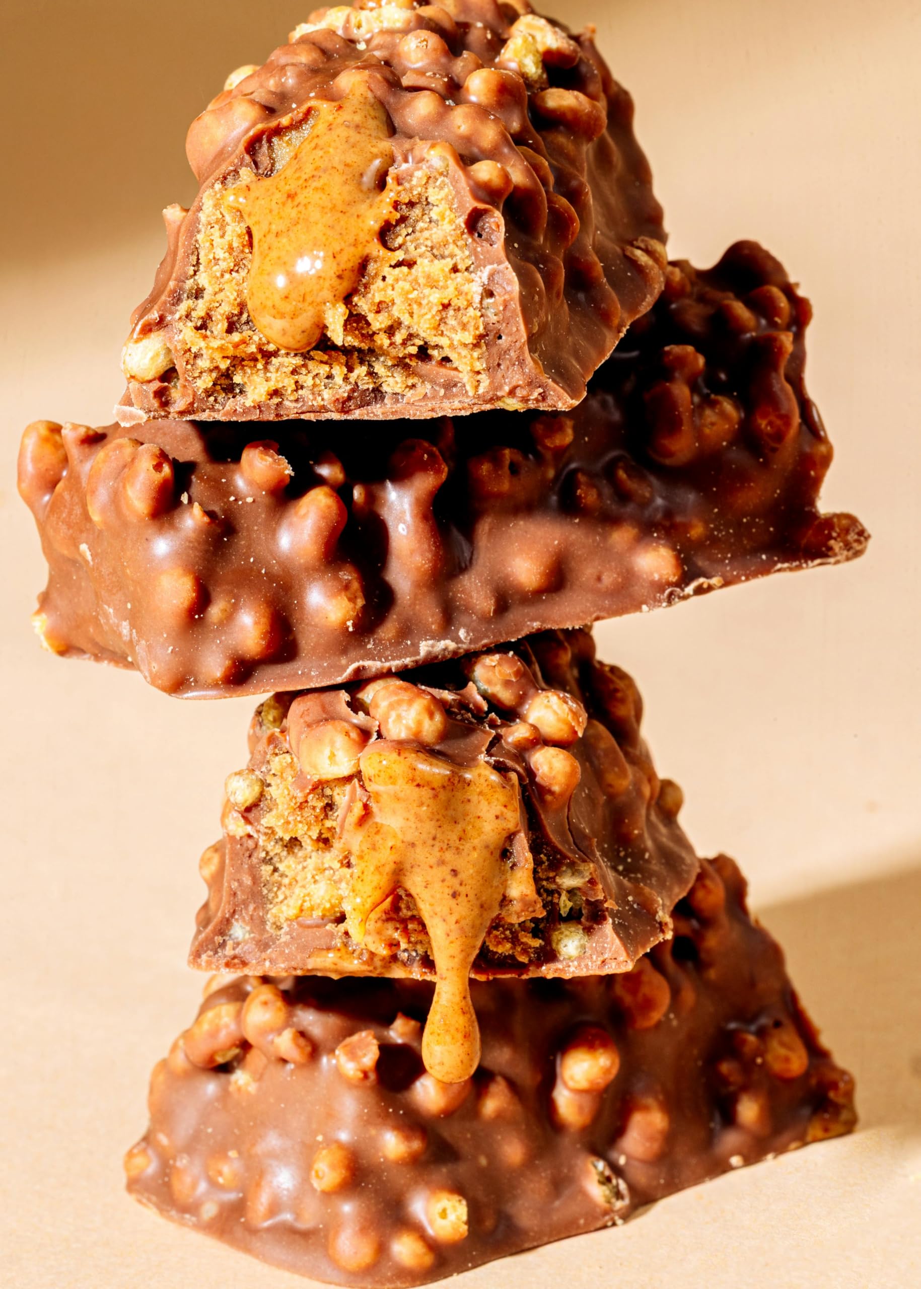 KoRo - Barre protéinée Deluxe Vegan cacahuète 12 x 55 g - Riche en protéines - Vegan - Sucrée au maltitol et au sucralose