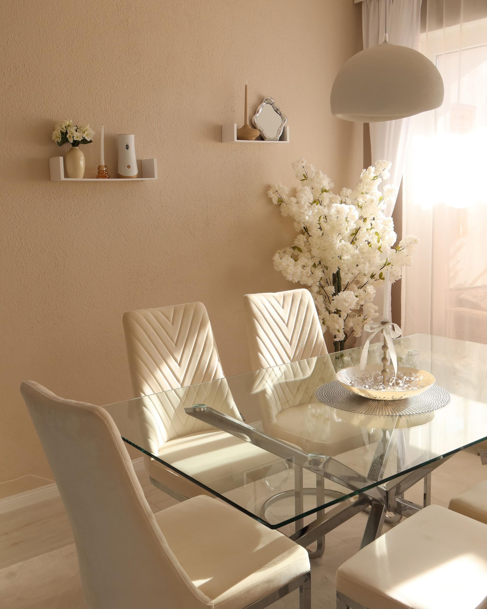 Beliani Mesa de Comedor Rectangular 160 x 90 cm Tablero de Vidrio Templado Transparente Patas Plateadas Cora