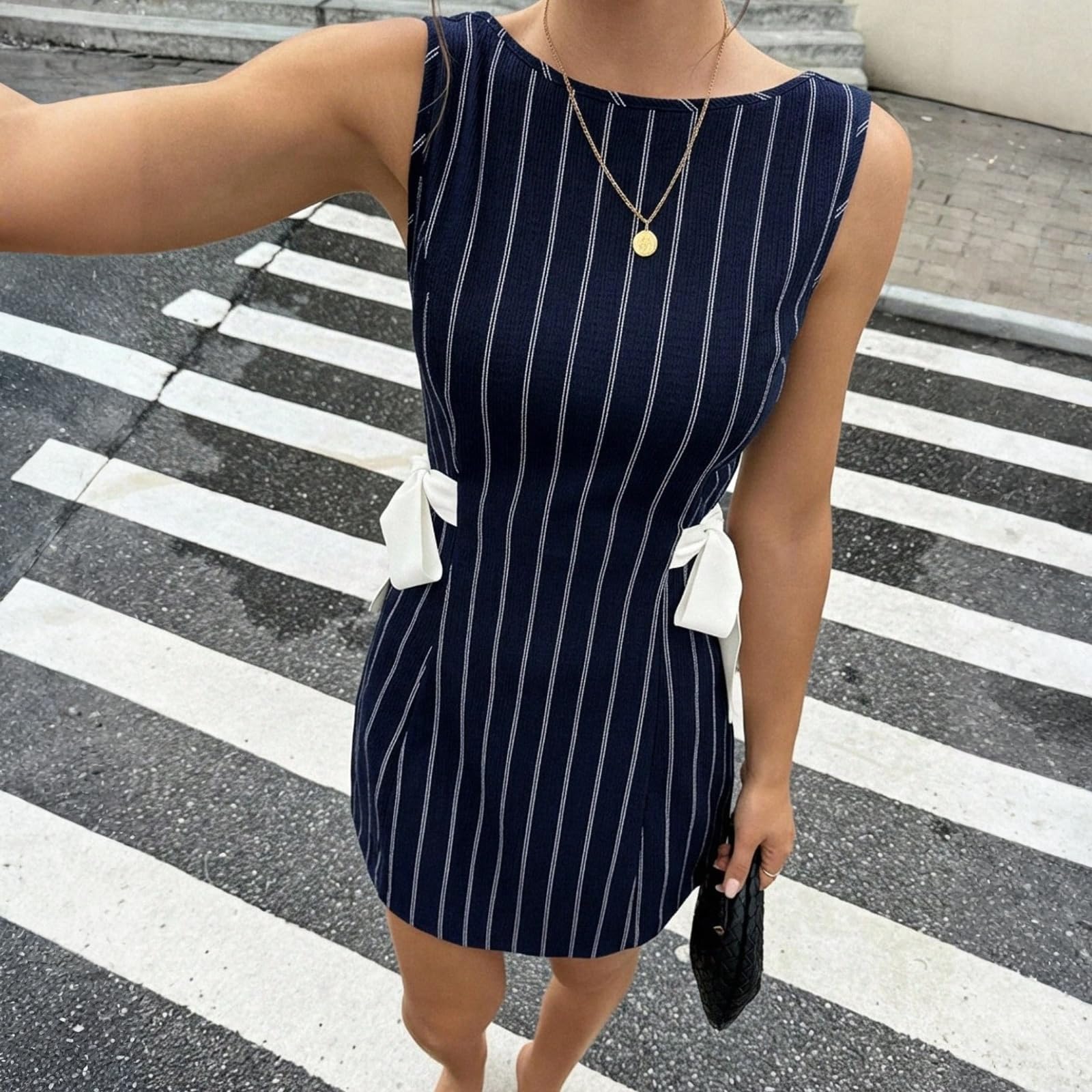 2026 Mini abito da donna a righe sexy girocollo senza maniche con fiocco laterale vintage elegante abito estivo brunch uso quotidiano