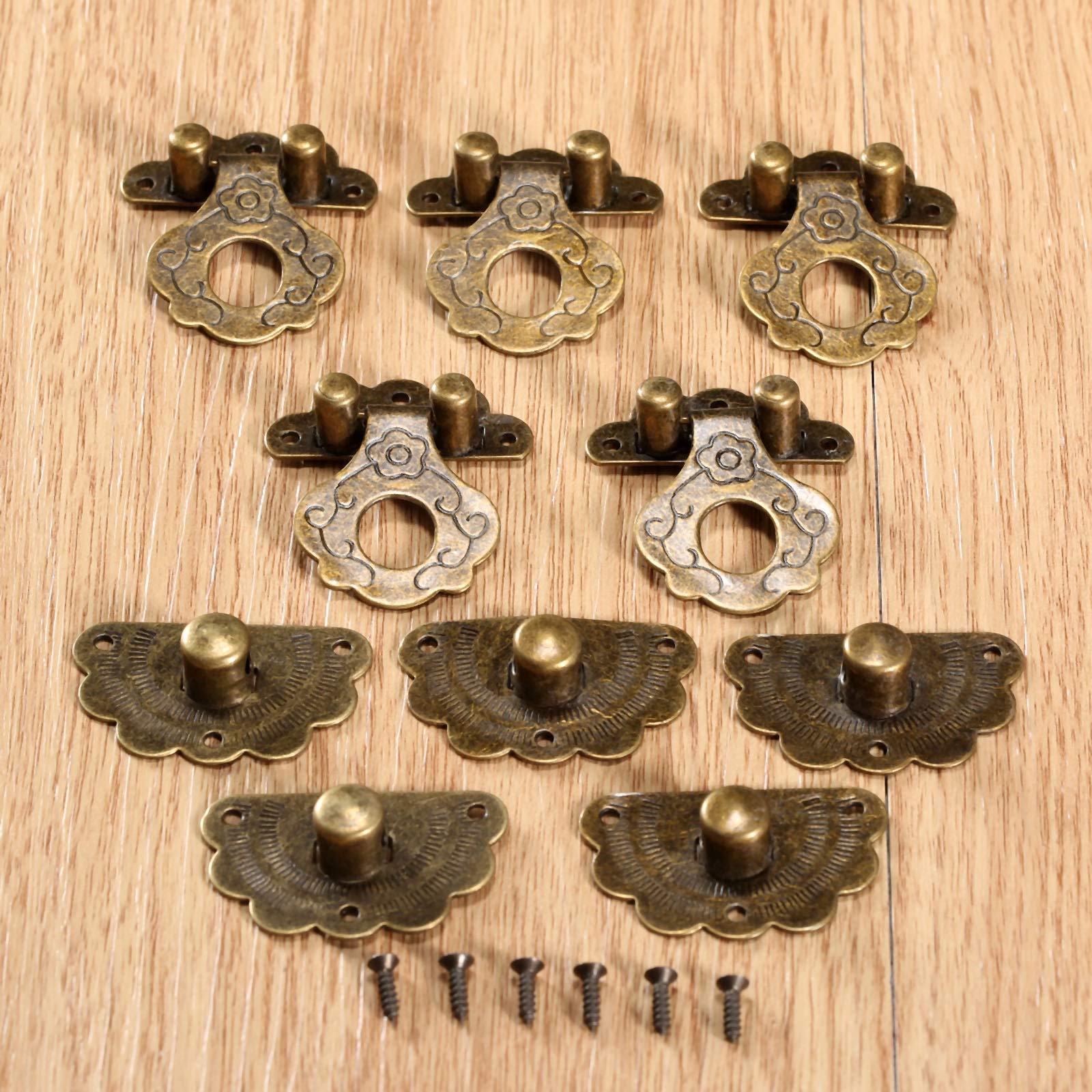 Hasp, 5 sztuk 40x36mm Vintage Hardware Antyczny mosiądz Hasps Dekoracyjna biżuteria Prezent Drewniane pudełko Hasp Retro Walizka Zatrzask ze śrubami
