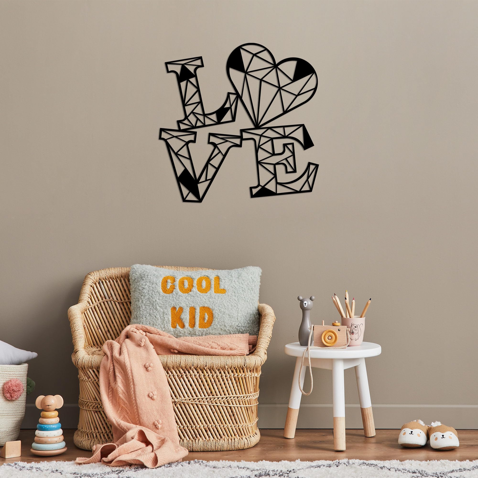Stylish Black Decorative Metal Wall Accessory, 68 x 68 cm, 100% Metal, 1.5 cm Thickness, Perfect for Modern Home Decor & Art Display