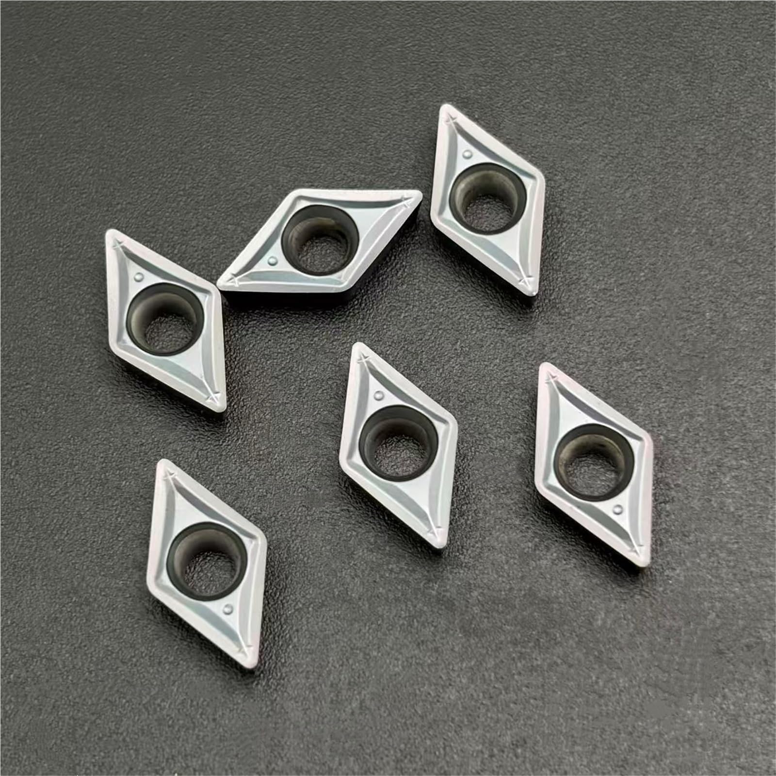 10 PZ PVD TiAlN Rivestito Inserti Per Tornitura Utensile Per Tornio Per Lavorazioni Meccaniche In Lega Di Acciaio(DCMT070204 SM IC908)