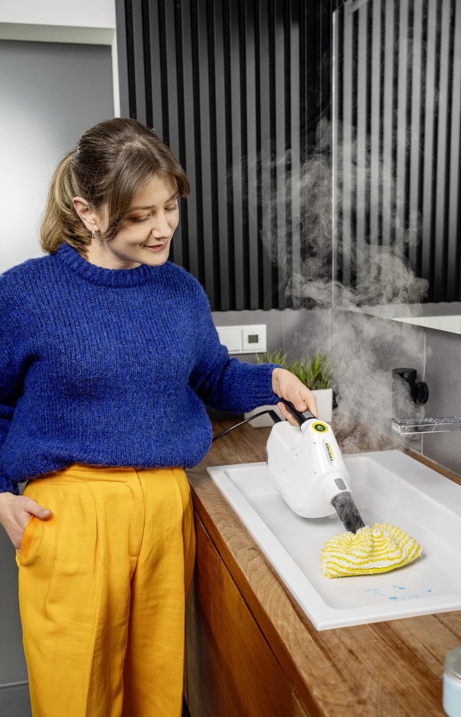 Pulitore A Vapore K?rcher Sc 1 Multi Comfort Con Tubo Flessibile Per Aree Difficili Da Raggiungere - Pronto In 30 Secondi - 1300 W - Leggero E Compat