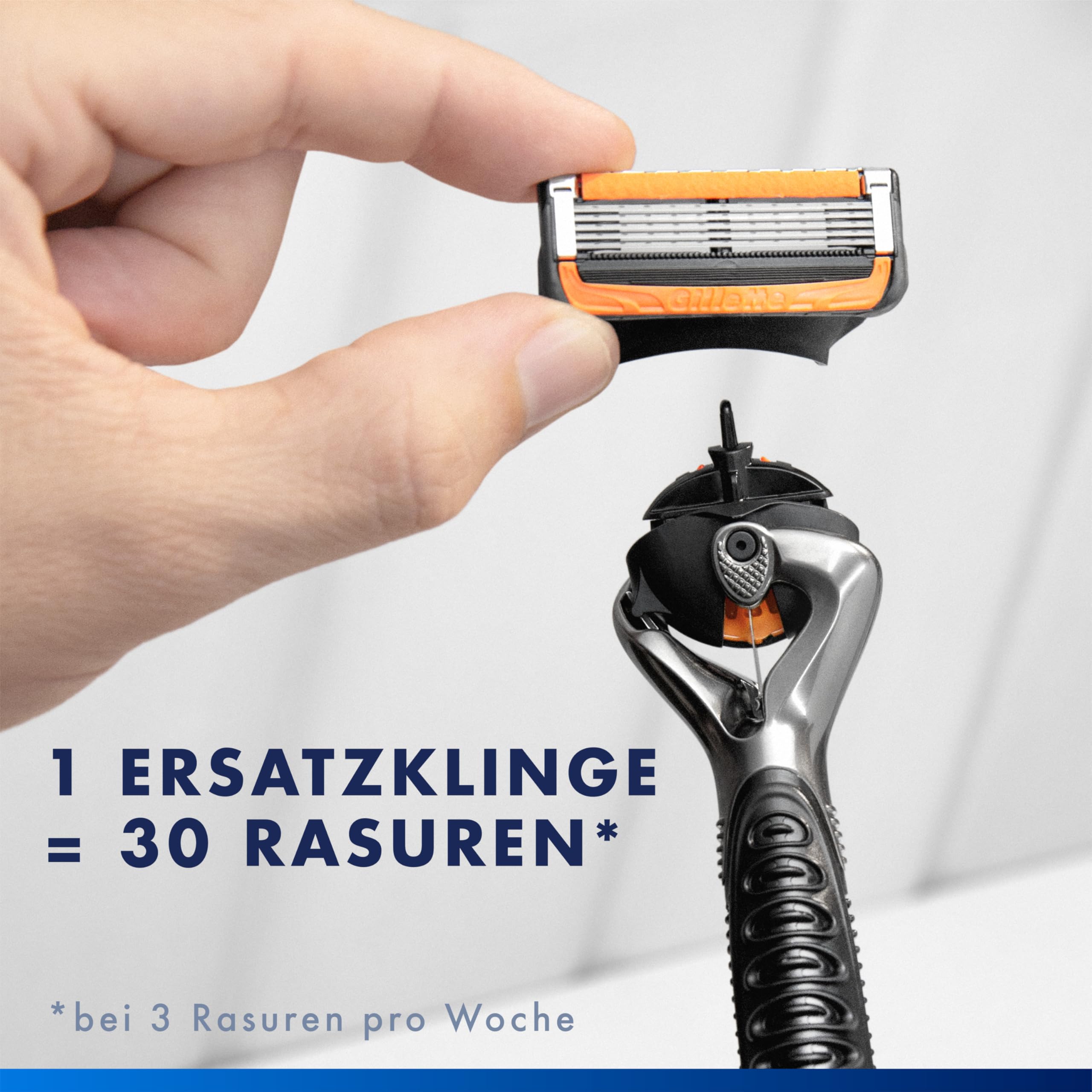 Gillette Proglide Power Rasierklingen, 12 Original Ersatzklingen, Schwarz | Nassrasierer, 2X Gleitstreifen vor Und Nach Den Klingen für Unglaubliche Gründlichkeit Und Komfort