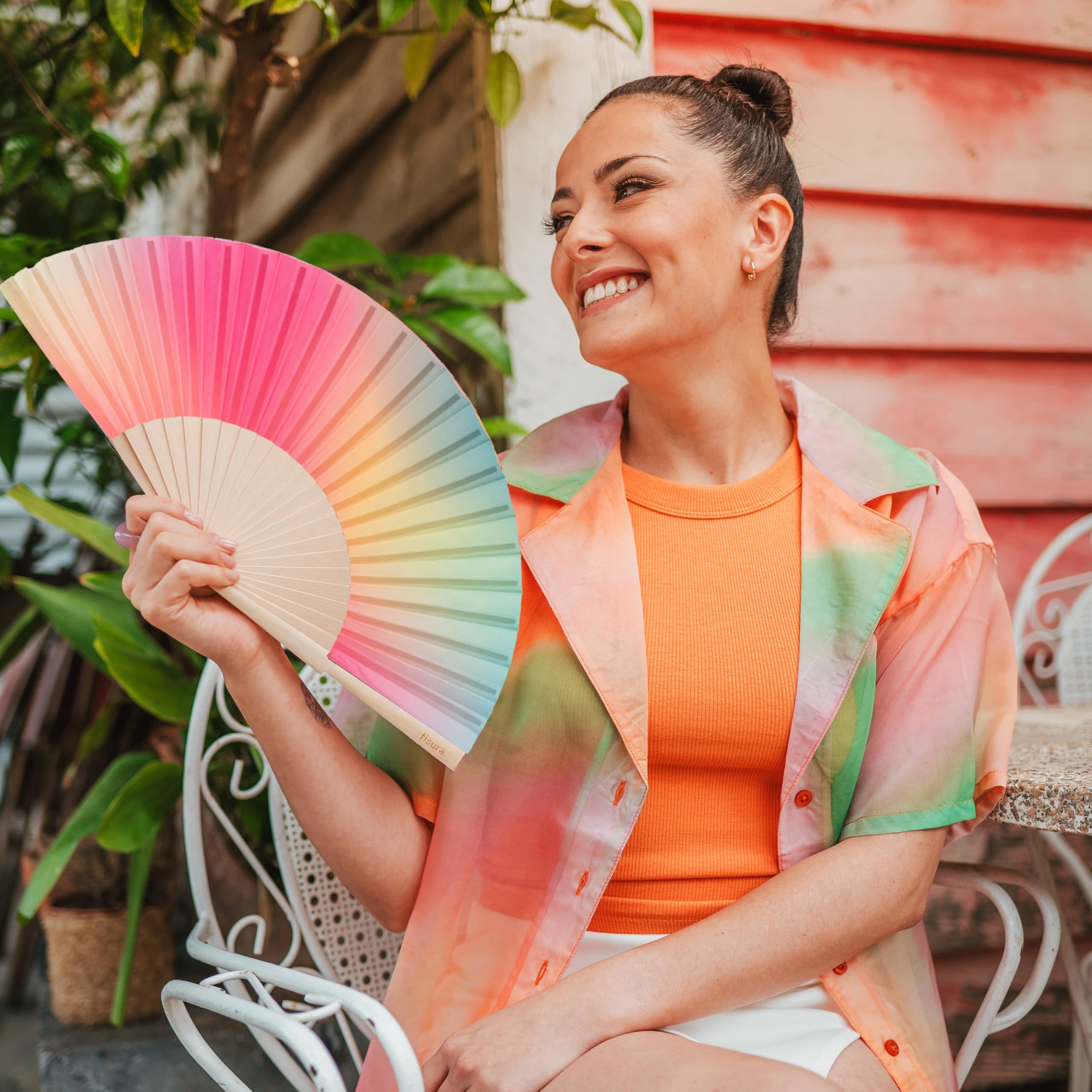 Fisura, Original Folding Fan, Modern and Colourful Wooden Fan, Gradient Pink and Green Handheld Fan - Image 3