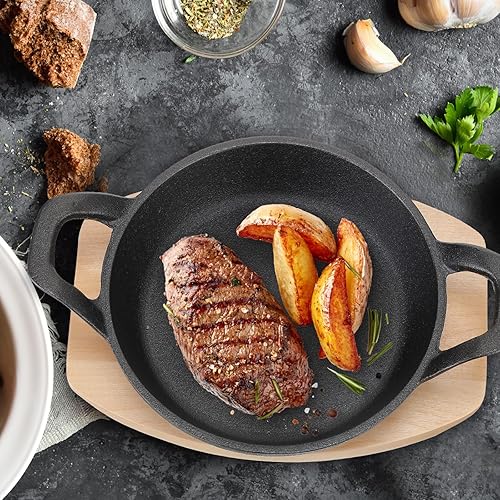 Miniatura 3 de 4 juegos de mini sartén de hierro fundido, mini platos chisporroteadores con base de madera, pequeña sartén redonda de hierro fundido Fajita, mini