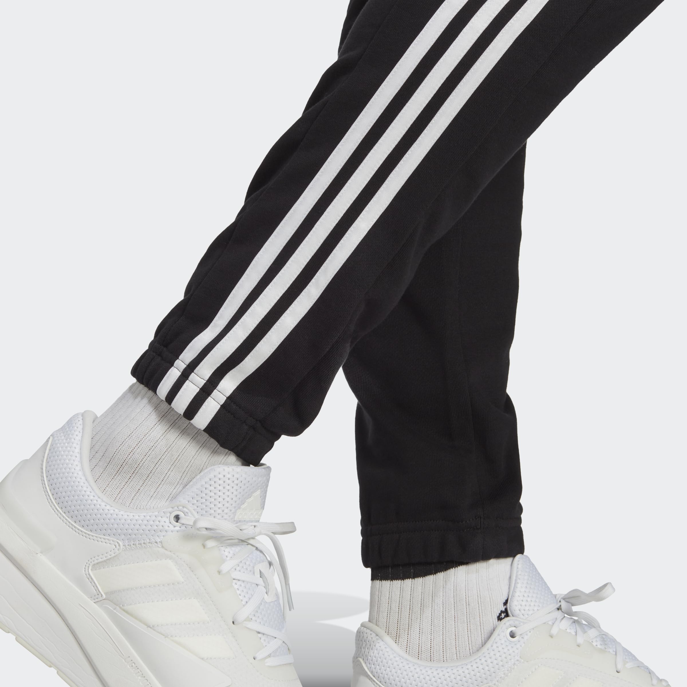 adidas - Essentials 3-Stripes Tapered Jogger Tricot Pants, Pantaloni Uomo