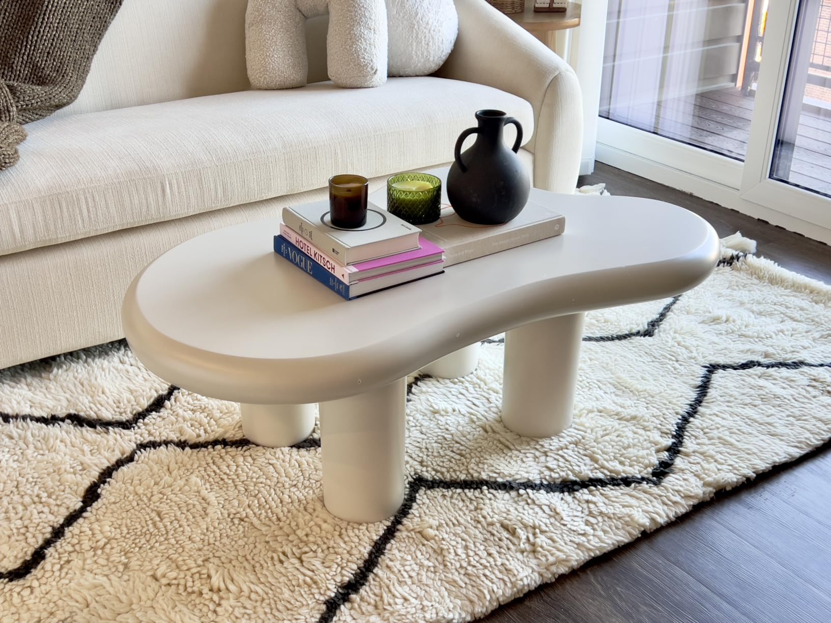 Metro Lane Guyii White Modern Large Cloud Coffee Table,Irregular Indoor