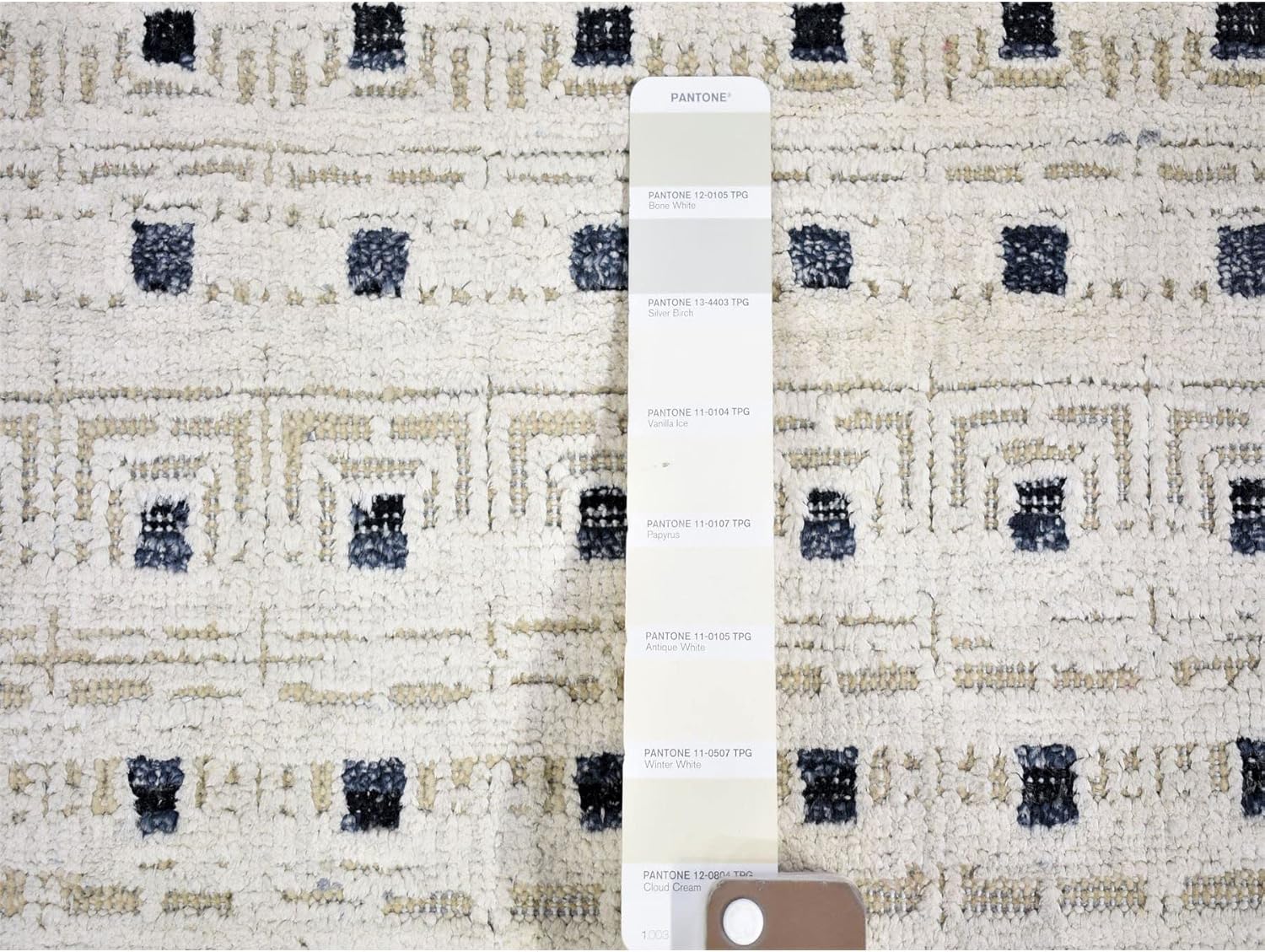 Ivory Pure Silk with Textured Wool Hand Knotted Modern with Squares Design Runner Oriental Rug (2'7"x8'1")