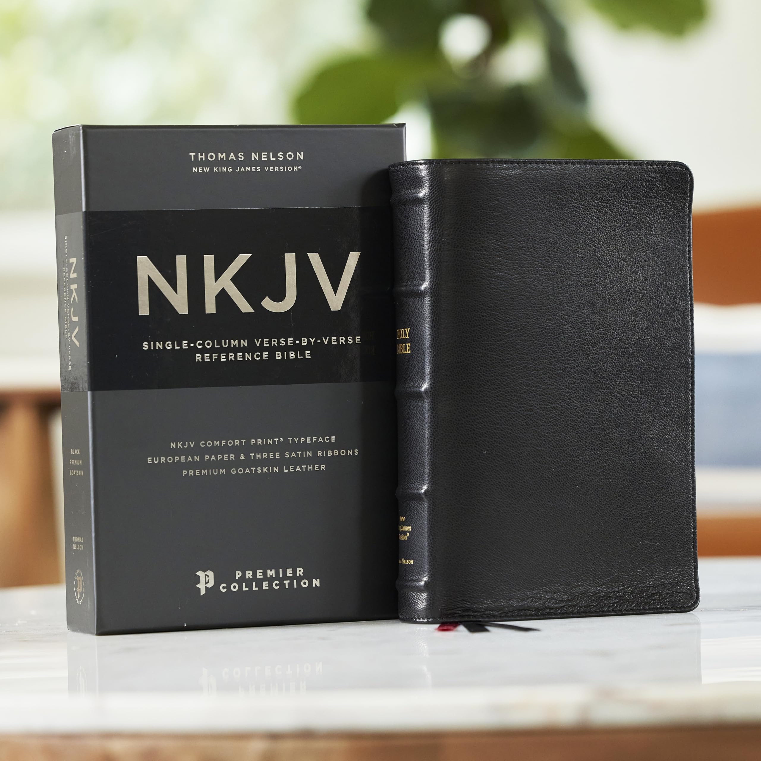 NKJV Bible: Single-Column Verse-By-Verse W/ 72,000 Cross-References, Black Goatskin Leather, Premier Collection, Comfort Print: New King James ... Premier Collection, Comfort Print