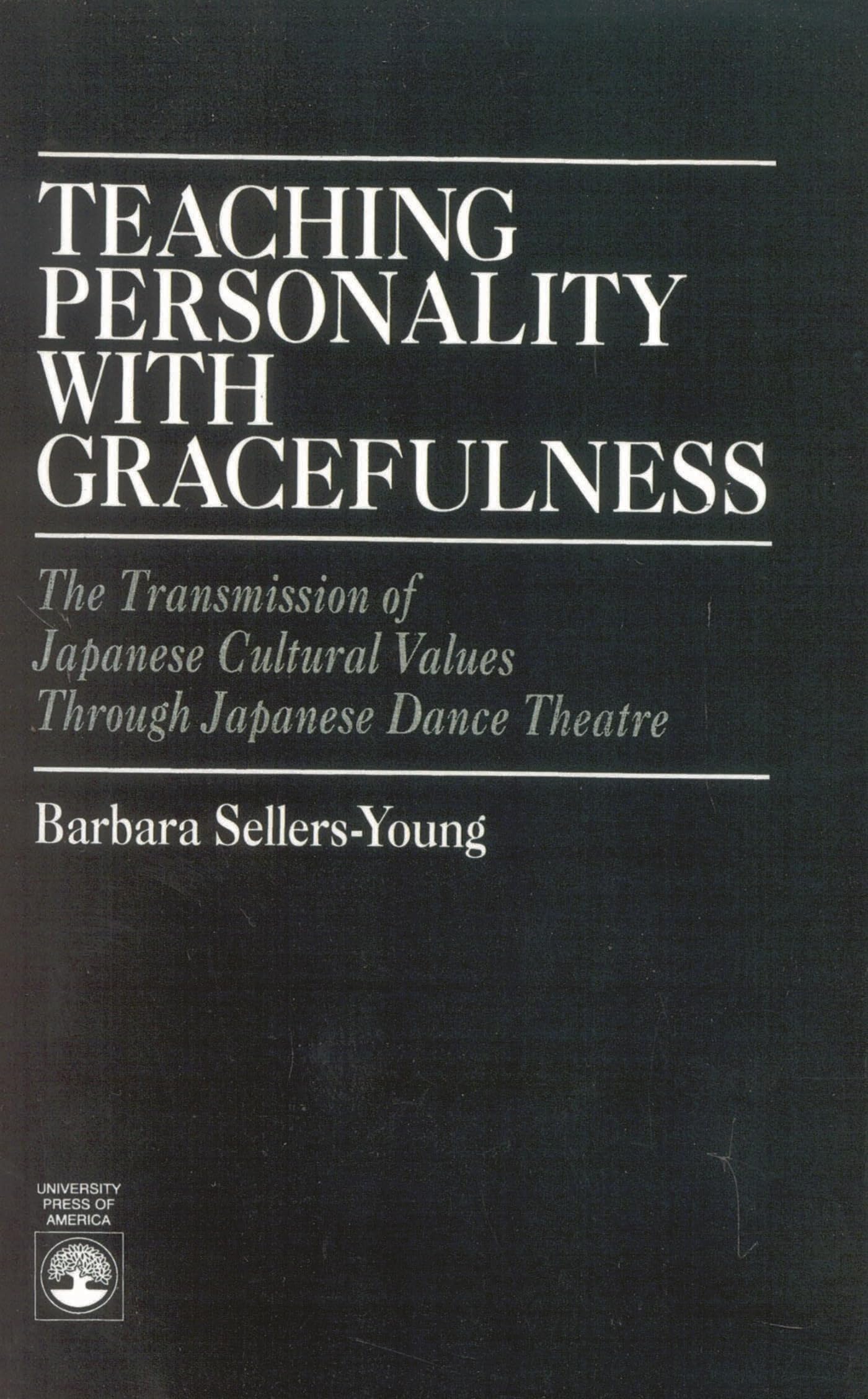 Théâtre de danse japonaise et transmission des valeurs culturelles par la grâce