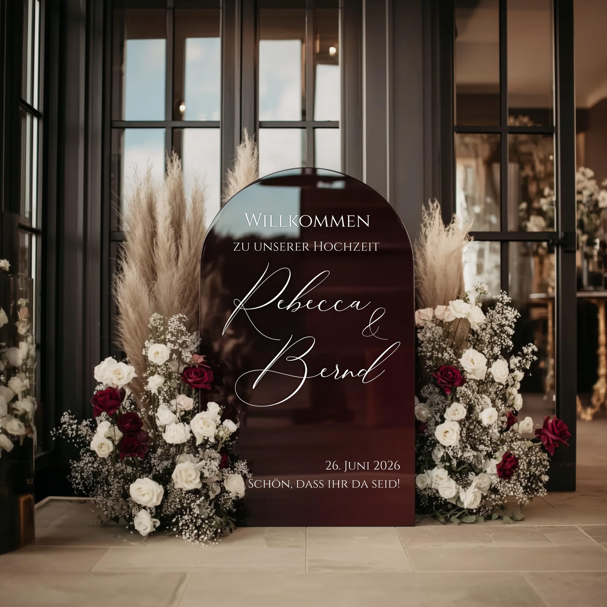 Willkommensschild Hochzeit personalisiert Acrylglas Burgunderrot Hochglanz – elegante Deko für Empfang, Party & Events – Made in Germany