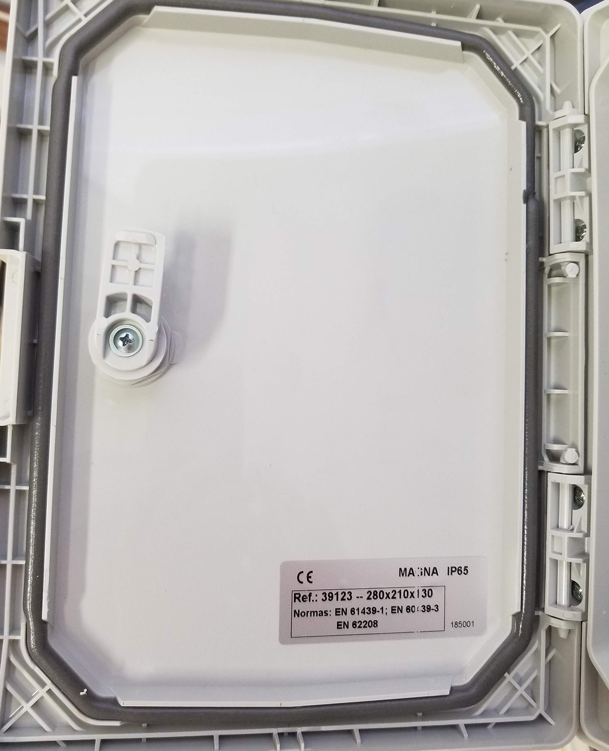 Famatel magna - Armario superficie magna 280x210x130 ip65, Plástico