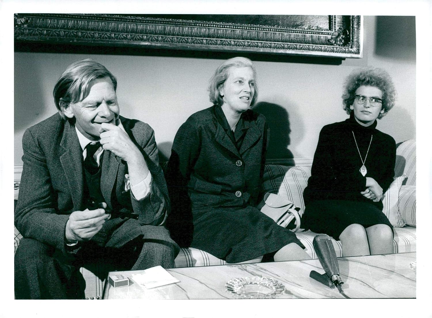 Vintage photo of Dorothy Crowfoot Hodgkin together with