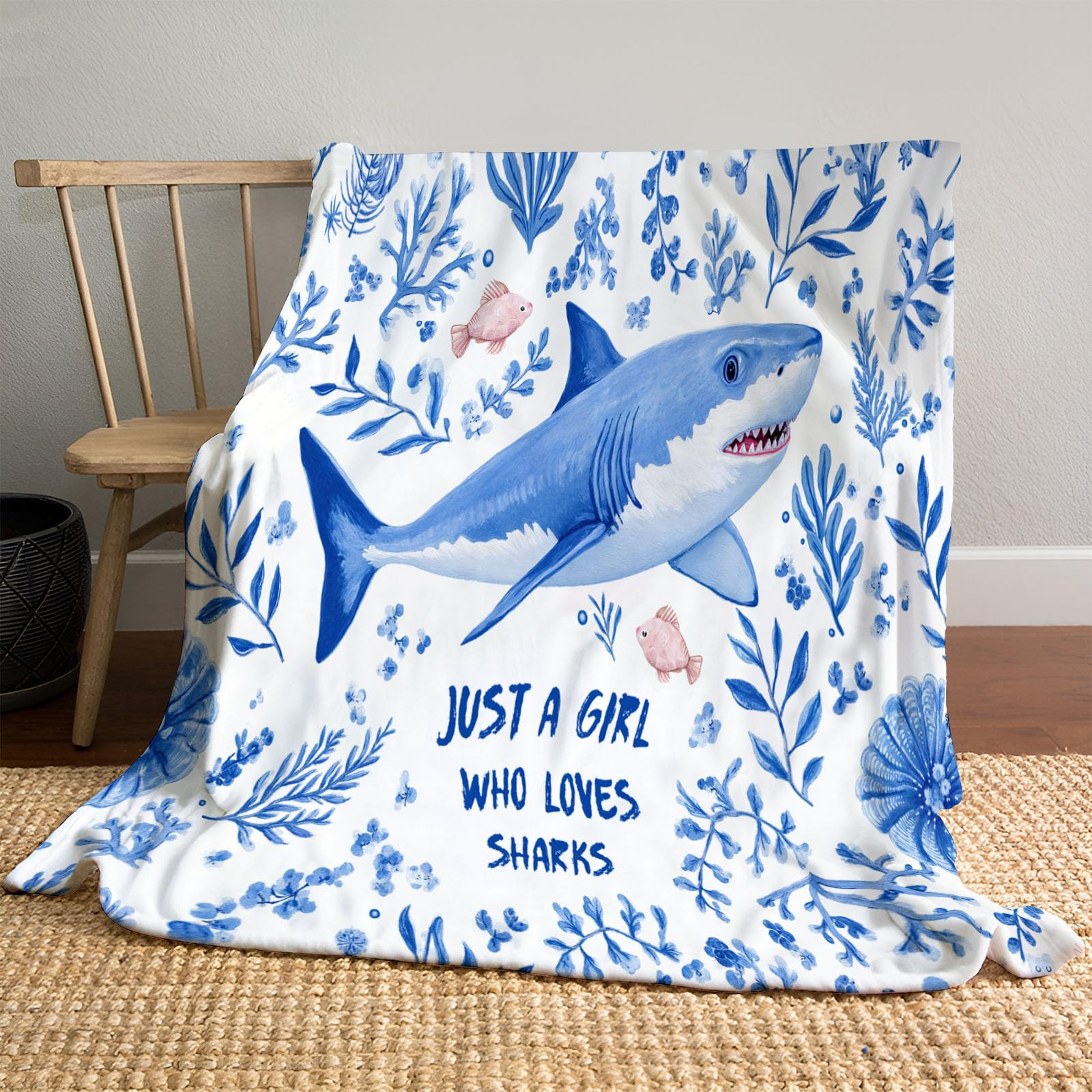 Couverture polaire requin pour rester au chaud en hiver devant la télé