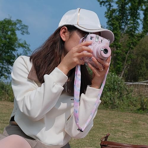 Miniatura 6 de MUZIRI KINOKOO Funda transparente compatible con cámara instantánea Fuji Instax Mini 12Polaroid Mini 12, funda rígida de PVC con bolsillo para fotos