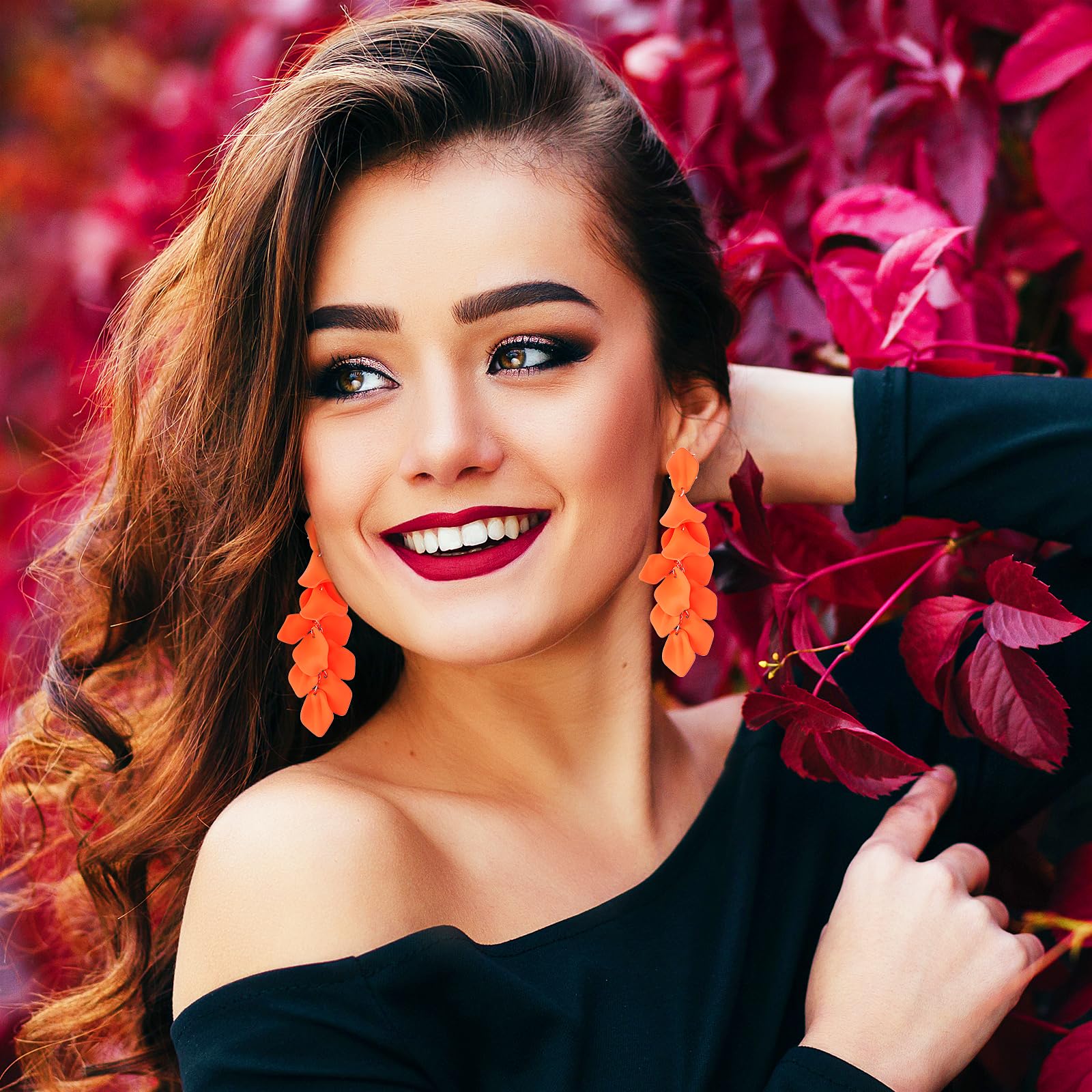 Orecchini Pendenti con Petali in Acrilico Orecchini di Rose a Goccia Lunga di Fiori Esagerati Ciondolo Personalizzato Arancione Orecchini con Nappe Floreali Donna e Ragazze Accessori Anni 80