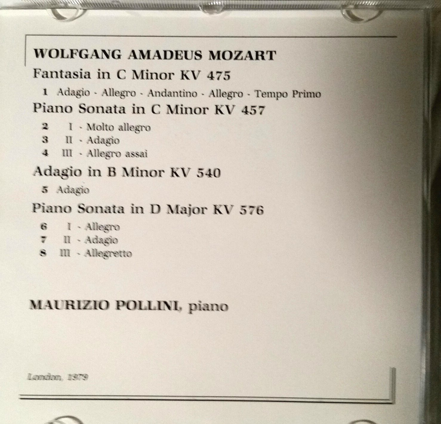Plays Mozart