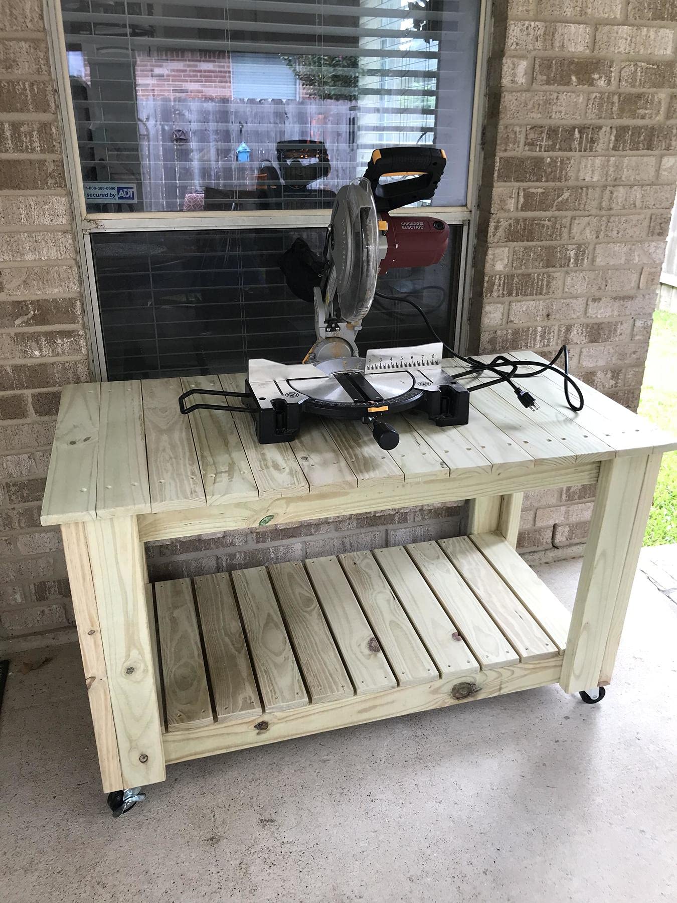 Single Bevel Compound Miter Saw 