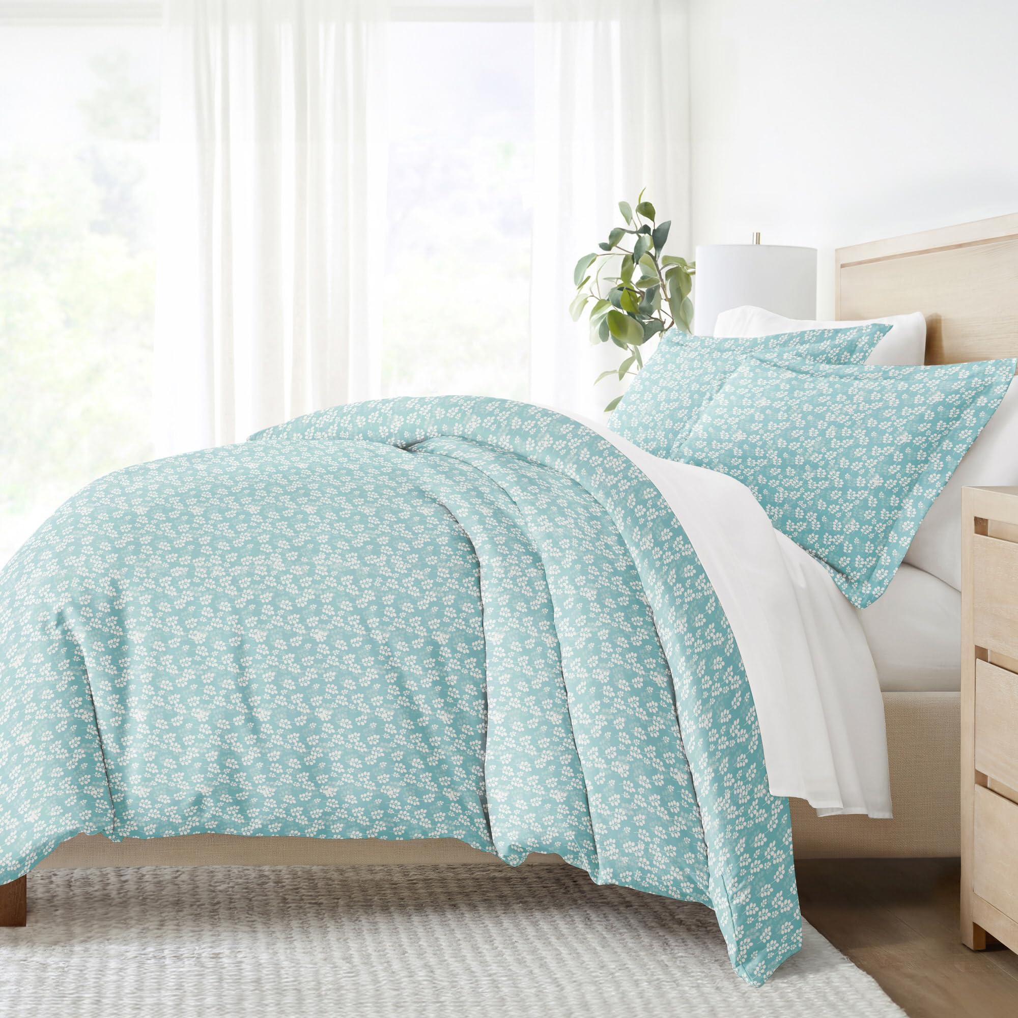 Linen Market Duvet Cover Queen (Pale Blue) - Experience Hotel-Like Comfort with Unparalleled Softness, Exquisite Prints & Solid Colors for a Dreamy