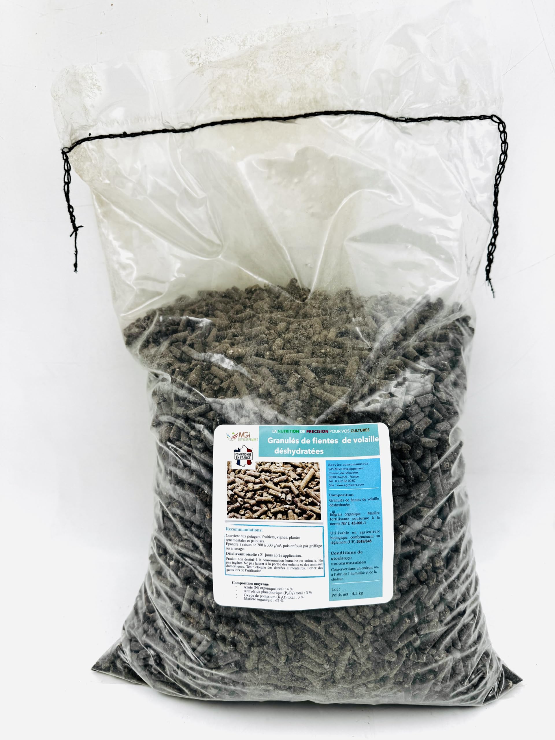 Granulés de Fientes de Volaille Déshydratées – Engrais Organique Naturel – NPK 4-3-3 – Utilisable en Agriculture Biologique – Fertilisant Jardin, Potager, Pelouse (4,5 kg)