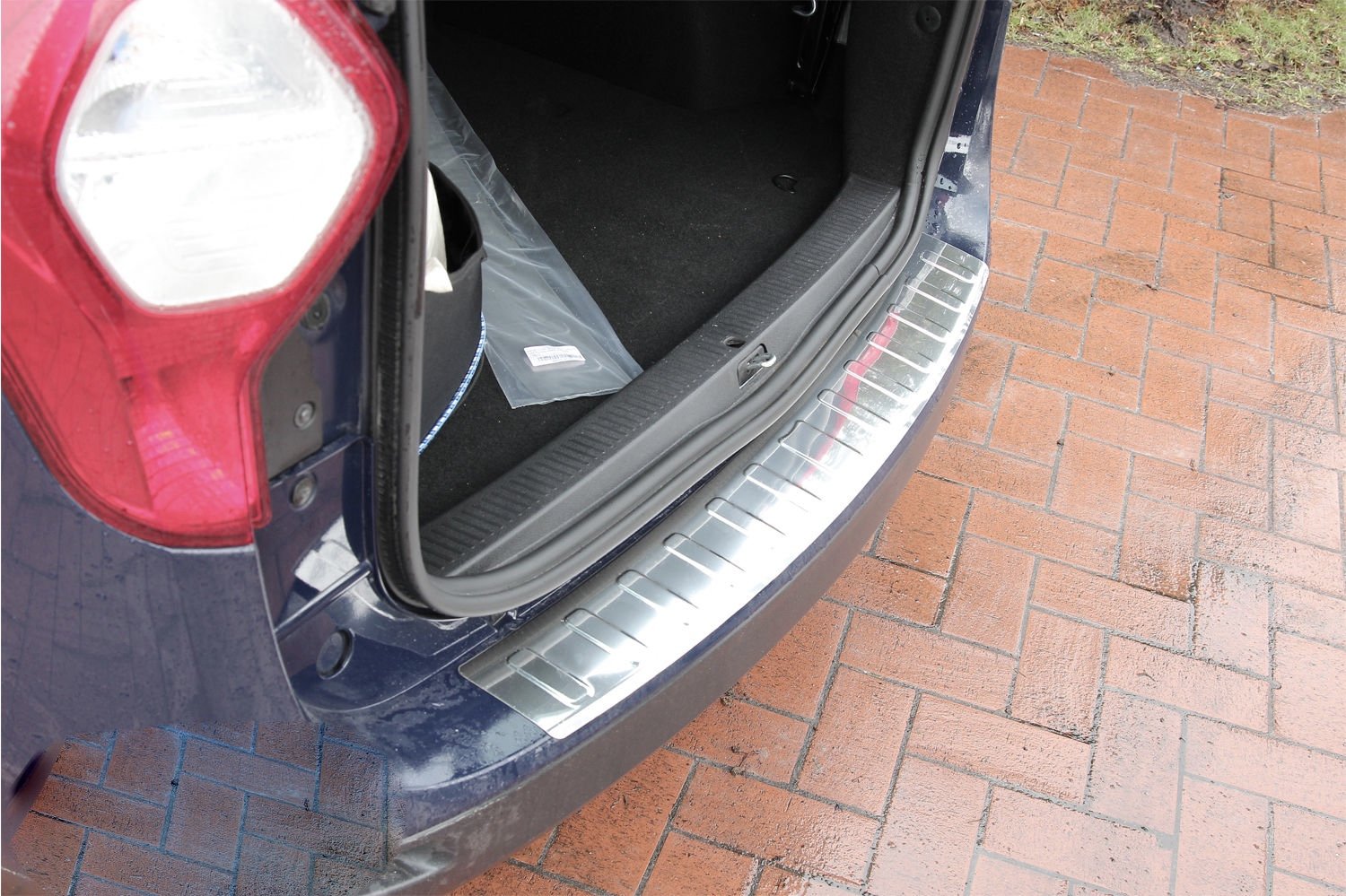 Recambo | Protector de Parachoques Trasero | Compatible con Dacia Lodgy | a Partir de 2012 | Acero Inoxidable Cromado | Protección Borde de Carga